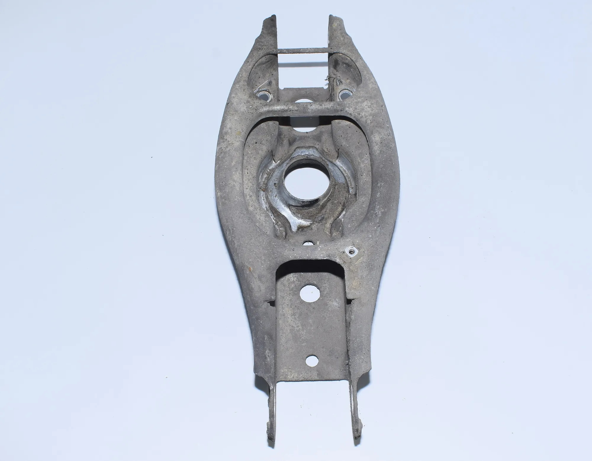 Rear Left Lower Control Arm · BMW 3 Cabrio (E93) 330 d 2008 – 3