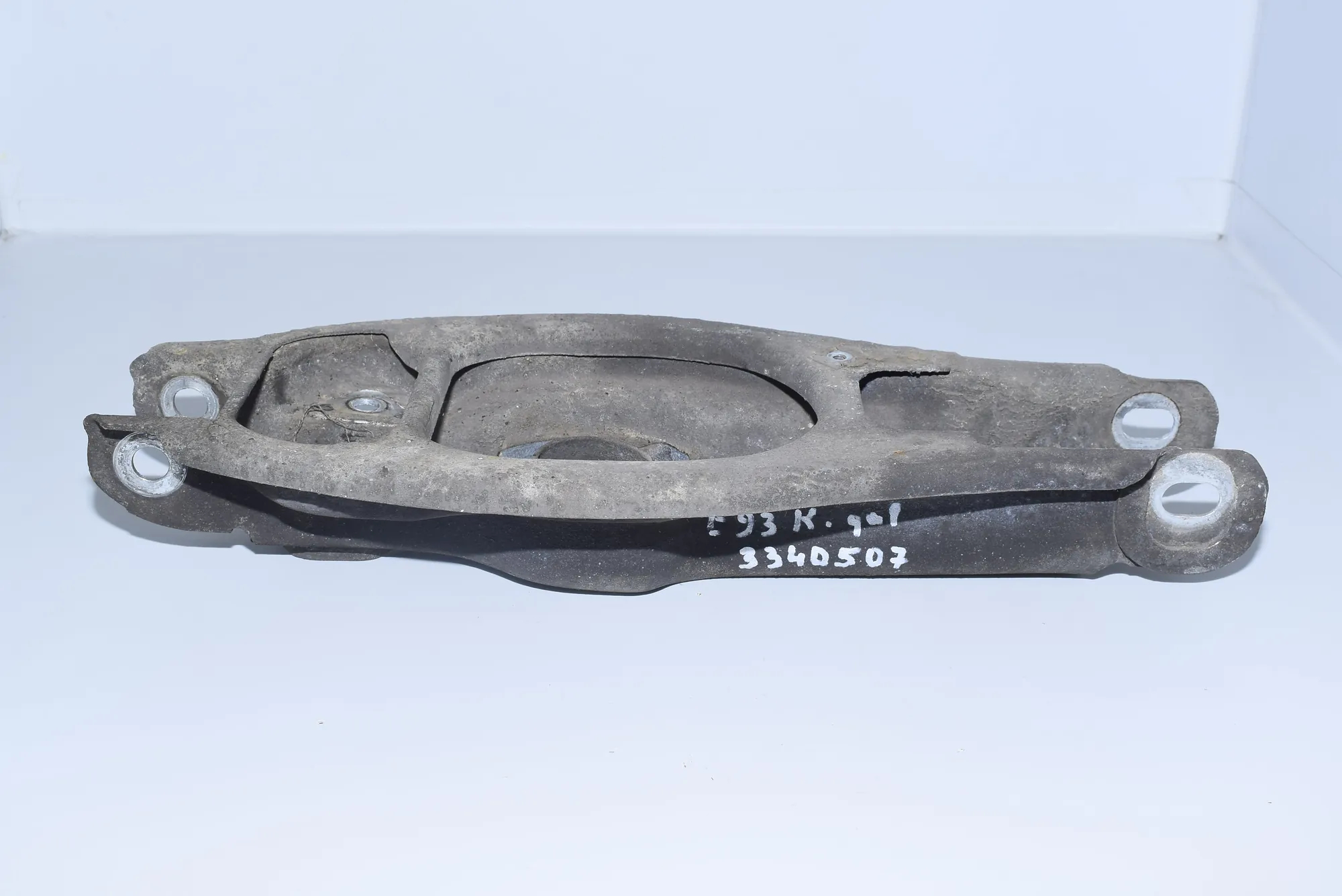 Rear Left Lower Control Arm · BMW 3 Cabrio (E93) 330 d 2008 – 2