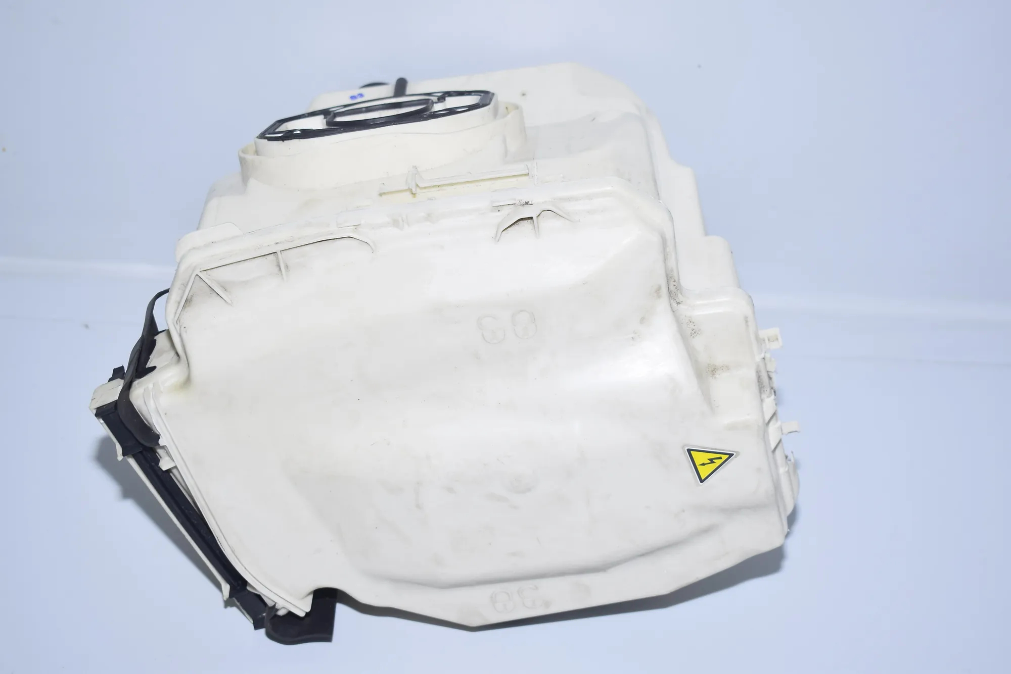 Fuse Box – OEM 7584147 · BMW 3 Cabrio (E93) 330 d 2008