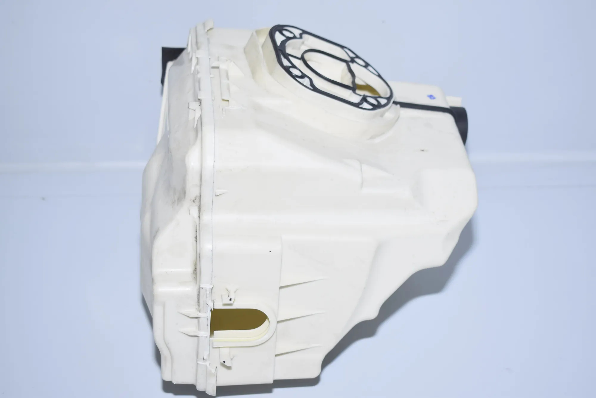 Fuse Box – OEM 7584147 · BMW 3 Cabrio (E93) 330 d 2008 – 5