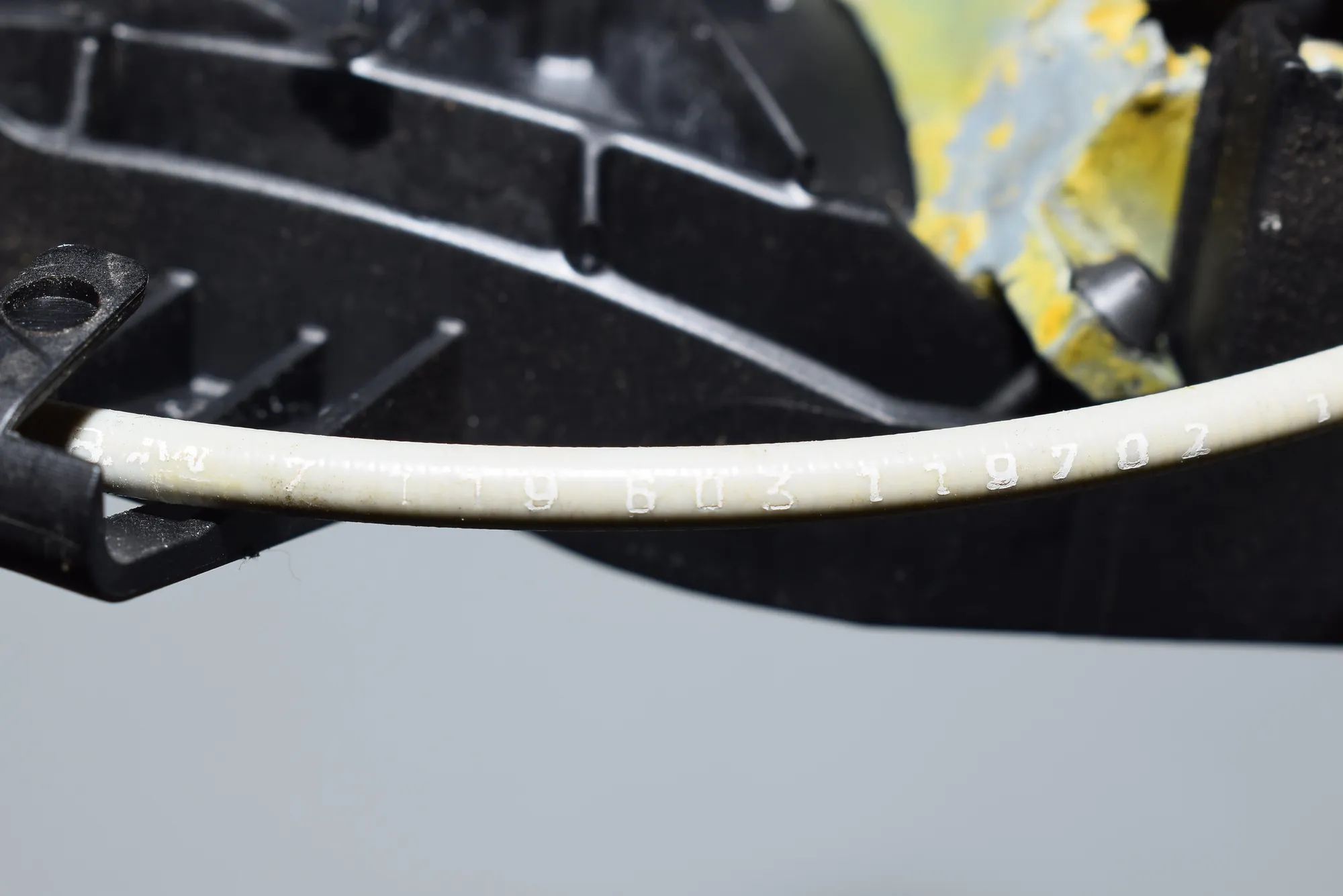 Front Left Door Interior Handle Frame – OEM 7119603 · BMW 3 Cabrio (E93) 330 d 2008 – 5