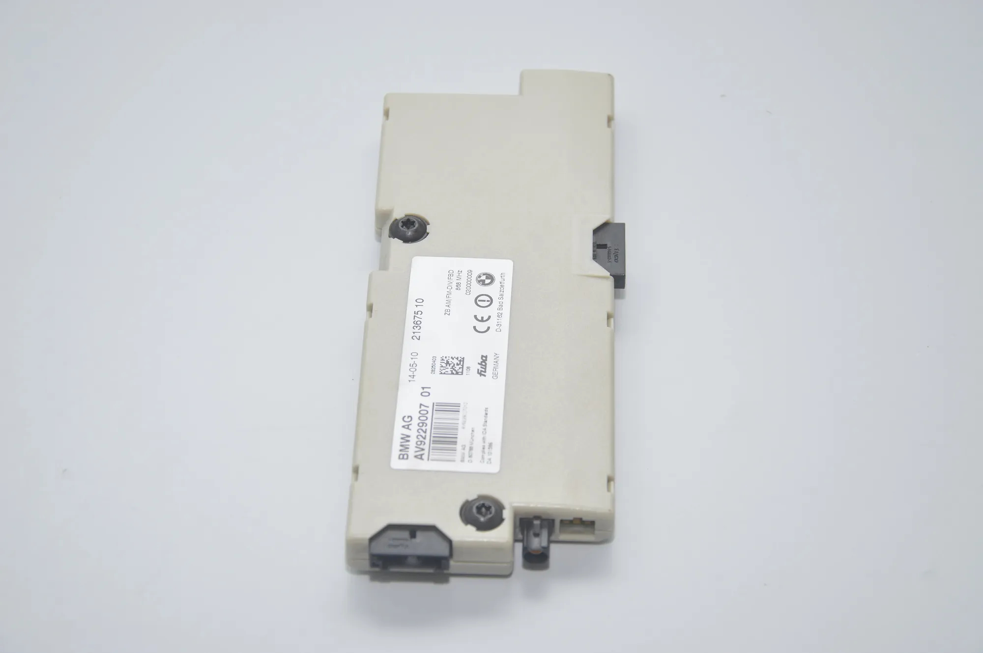 Antenna – OEM 9229007 · BMW 5 (F10) 520 d 2010 – 2