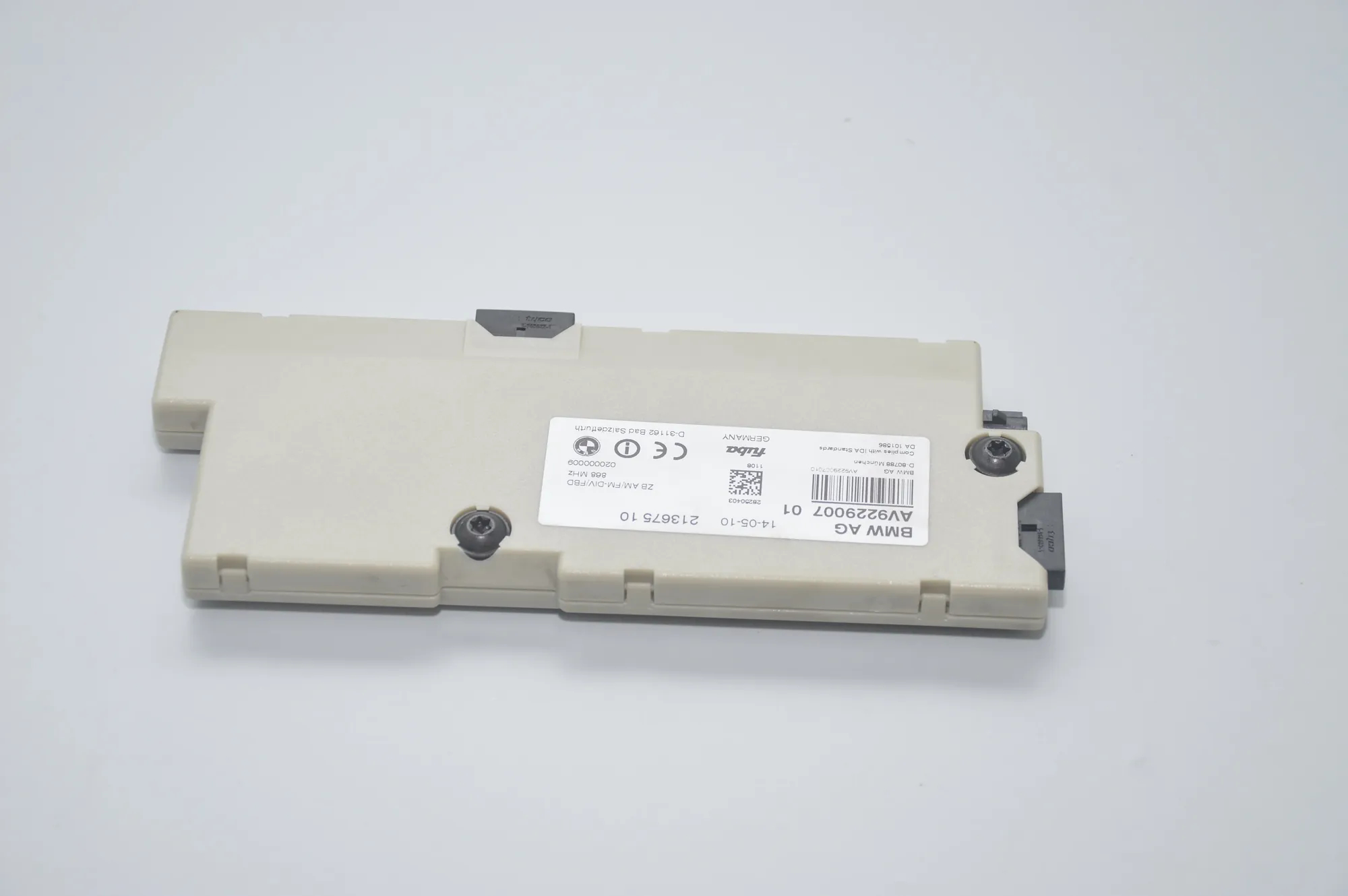 Antenna – OEM 9229007 · BMW 5 (F10) 520 d 2010 – 3