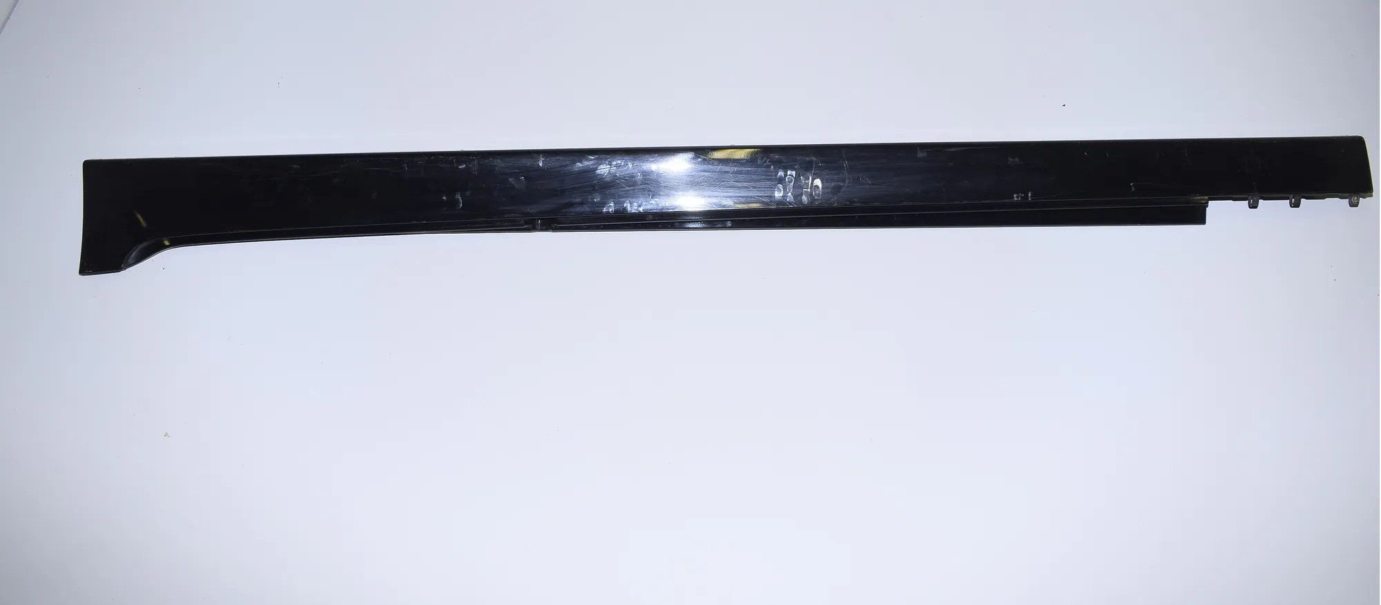 Left Side Plastic Sideskirt Cover – OEM 7184773 · BMW 5 (F10) 520 d 2010