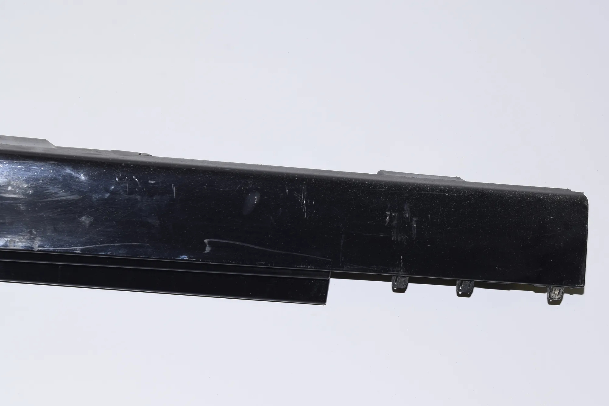 Left Side Plastic Sideskirt Cover – OEM 7184773 · BMW 5 (F10) 520 d 2010 – 4