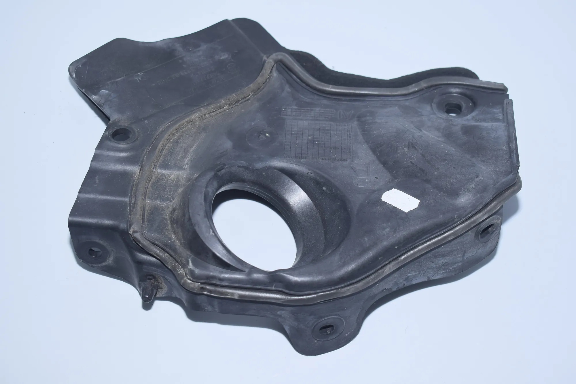 Other Engine Compartment Parts – OEM 7211900 · BMW 5 (F10) 520 d 2010 – 2