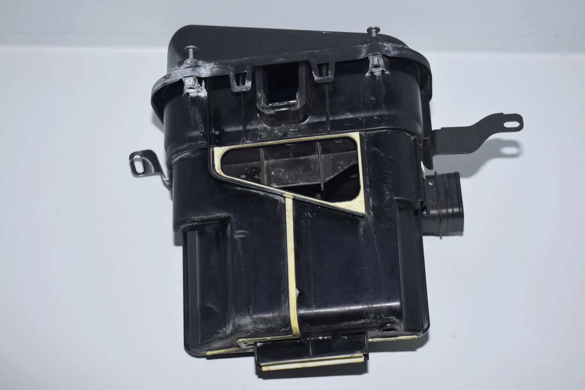 Other Engine Compartment Parts – OEM 7555193 · BMW 5 (F10) 520 d 2010 – 2