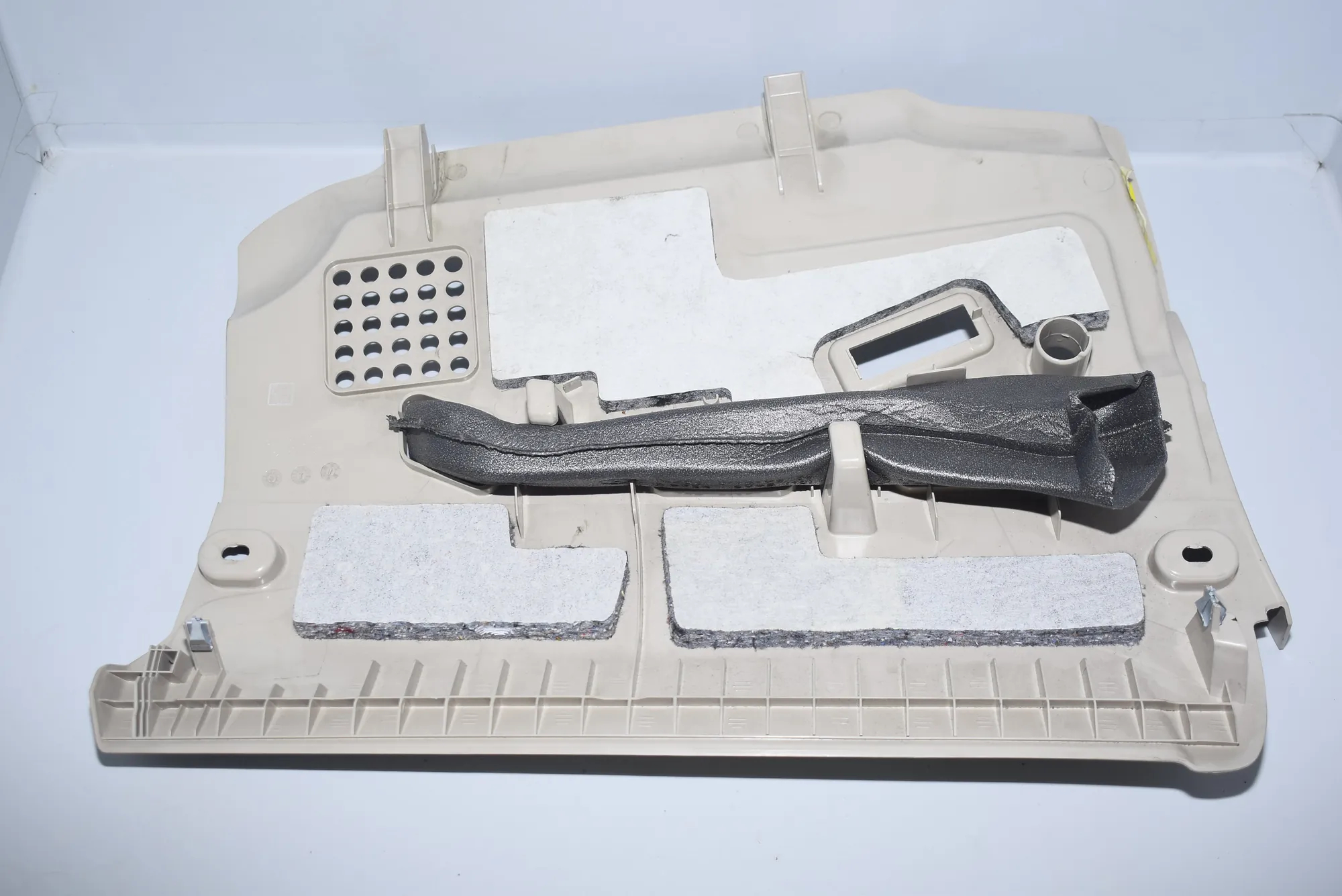 Other Interior Parts – OEM 9166705 · BMW 5 (F10) 520 d 2010 – 3