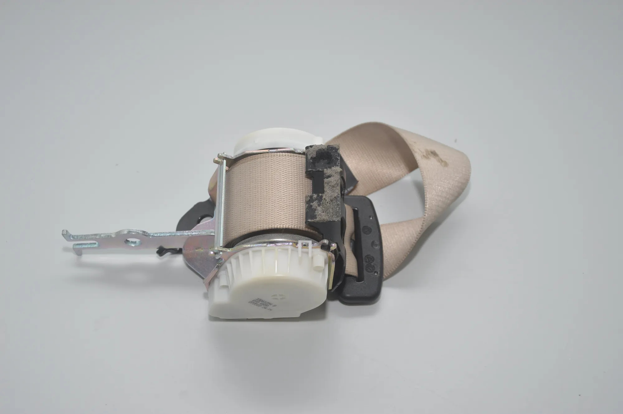 Rear Left Seatbelt – OEM 9163240 · BMW 5 (F10) 520 d 2010 – 3