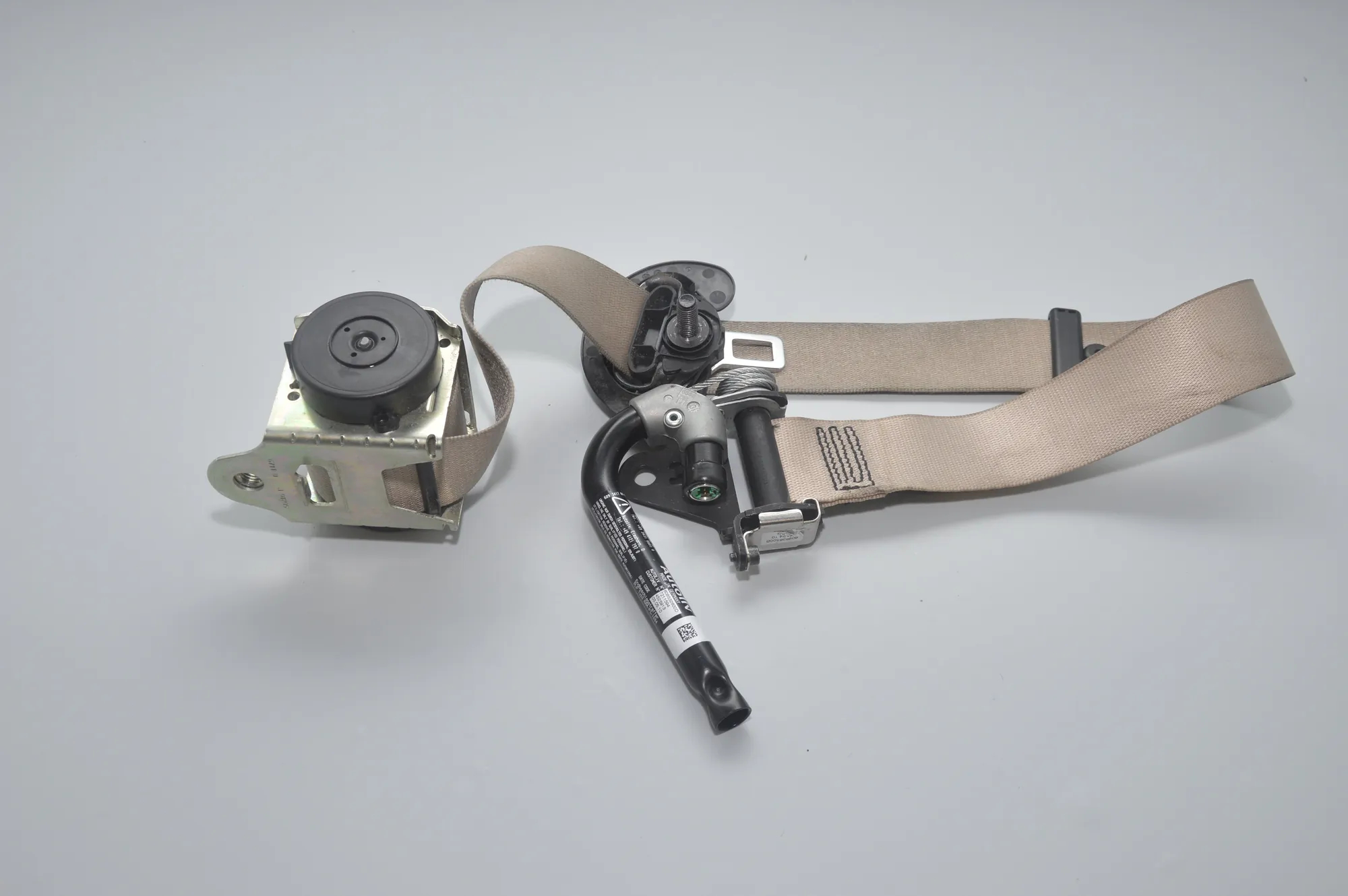Front Right Seatbelt – OEM 9164510 · BMW 5 (F10) 520 d 2010 – 3
