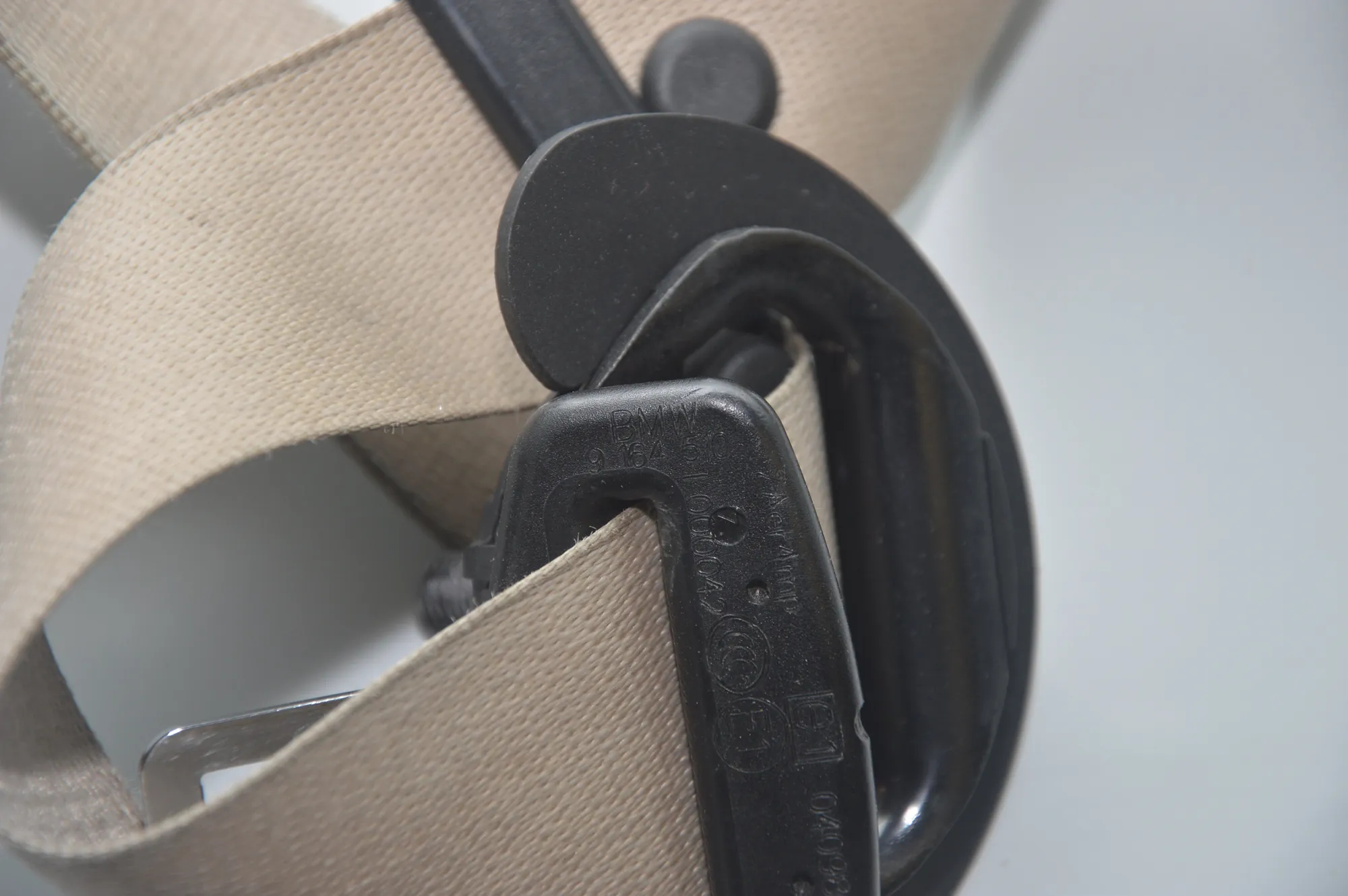 Front Right Seatbelt – OEM 9164510 · BMW 5 (F10) 520 d 2010 – 5