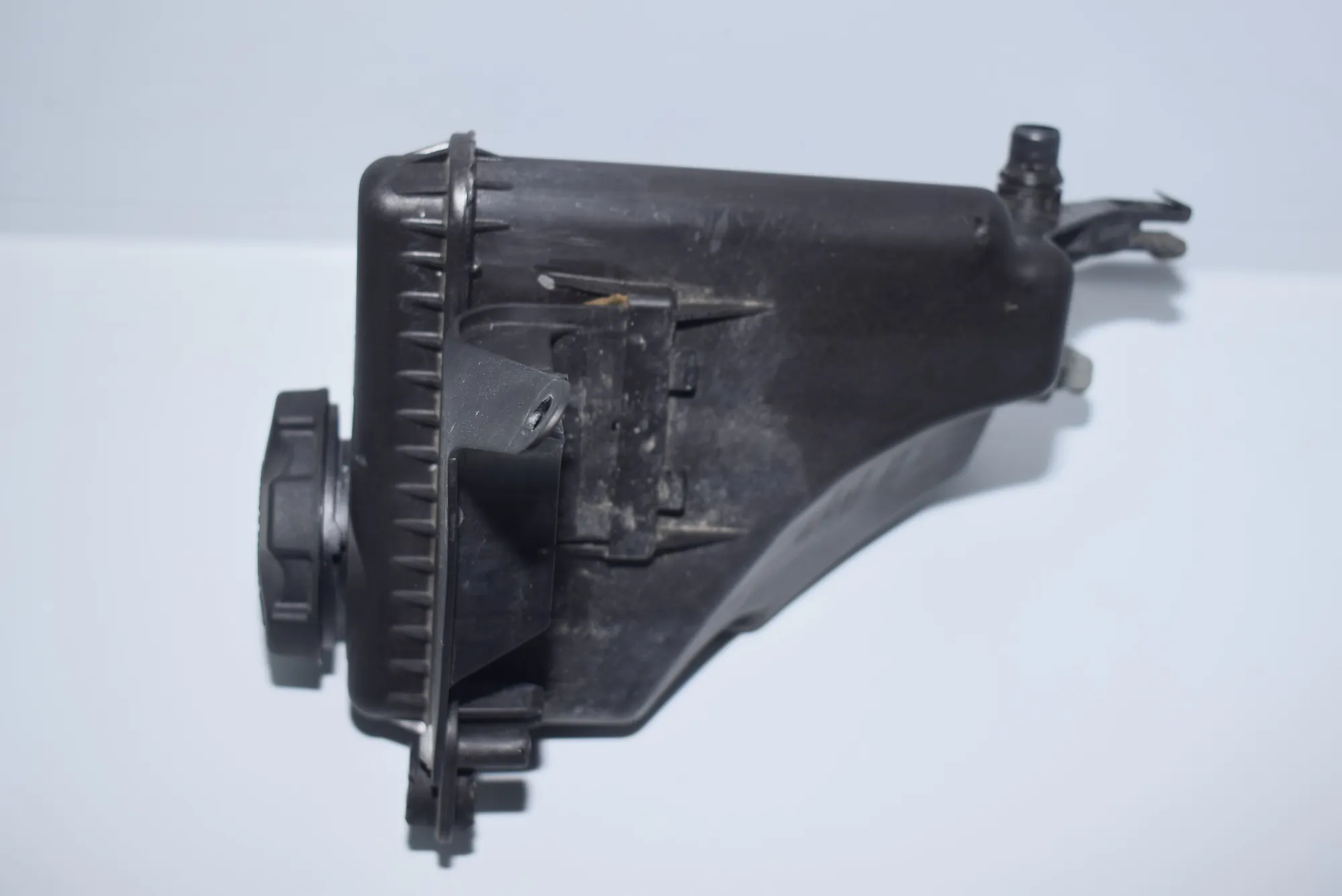 Expansion Tank – OEM 7806038 · BMW 5 (F10) 520 d 2010 – 2