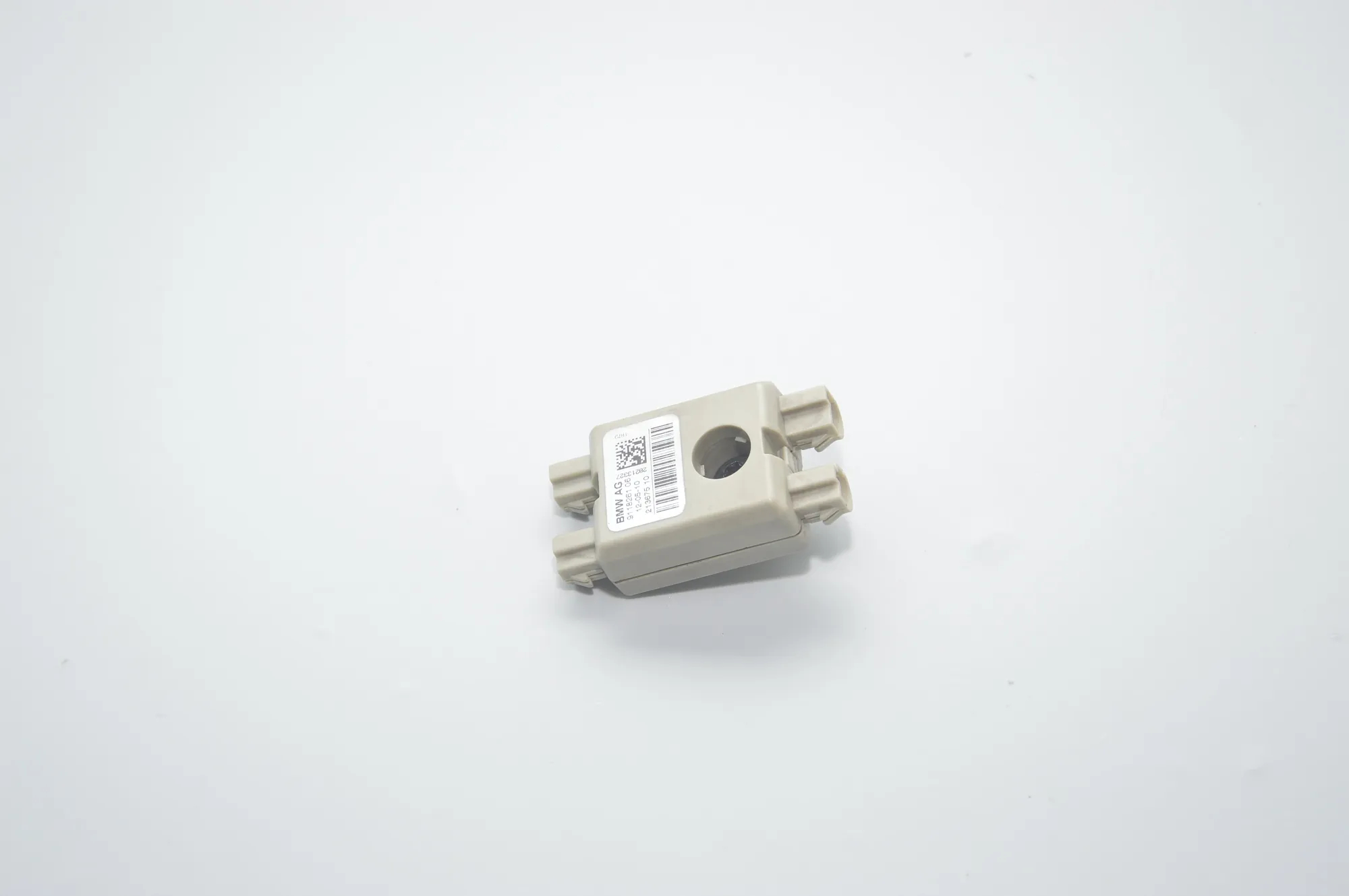 Antenna – OEM 9118261 · BMW 5 (F10) 520 d 2010 – 3