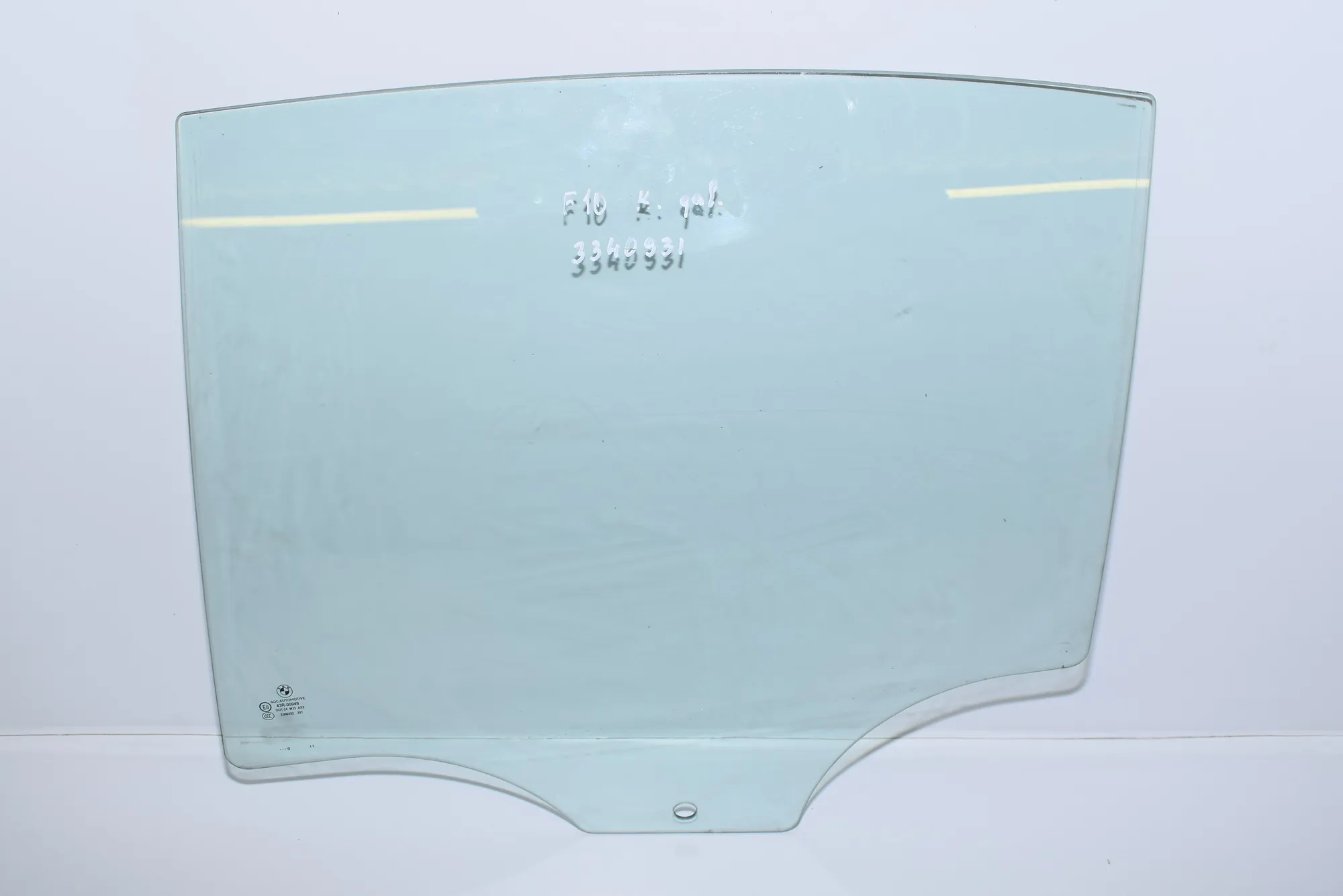Rear Left Door Window – OEM NA · BMW 5 (F10) 520 d 2010