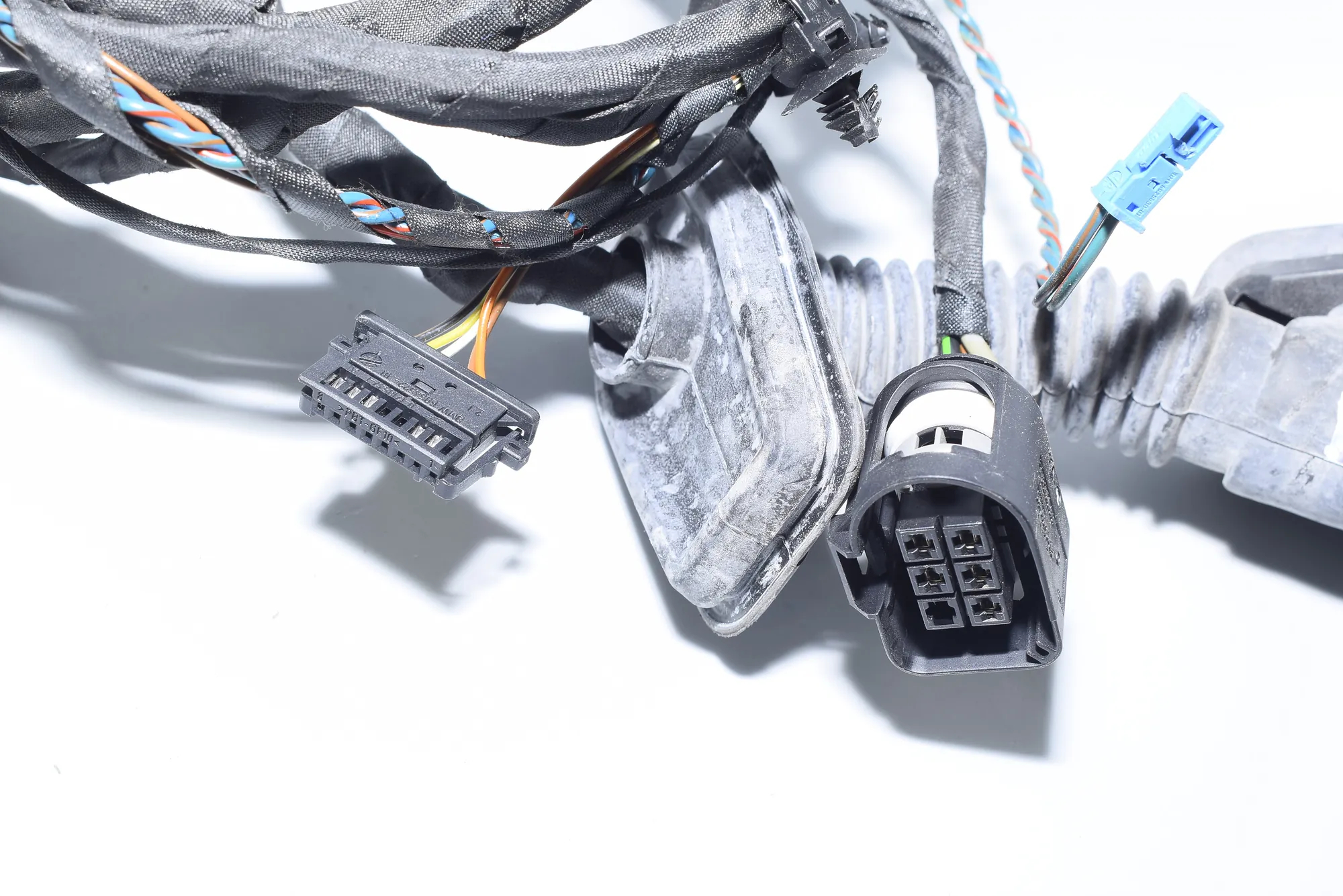 Front Left Door Wiring – OEM 9240882 · BMW 5 (F10) 520 d 2010 – 5