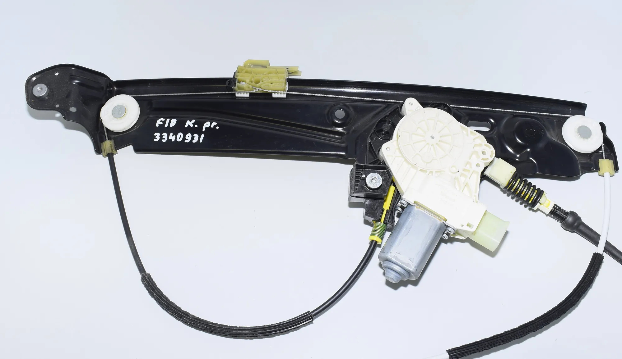 Front Left Door Window Regulator – OEM 7182131 · BMW 5 (F10) 520 d 2010 – 8