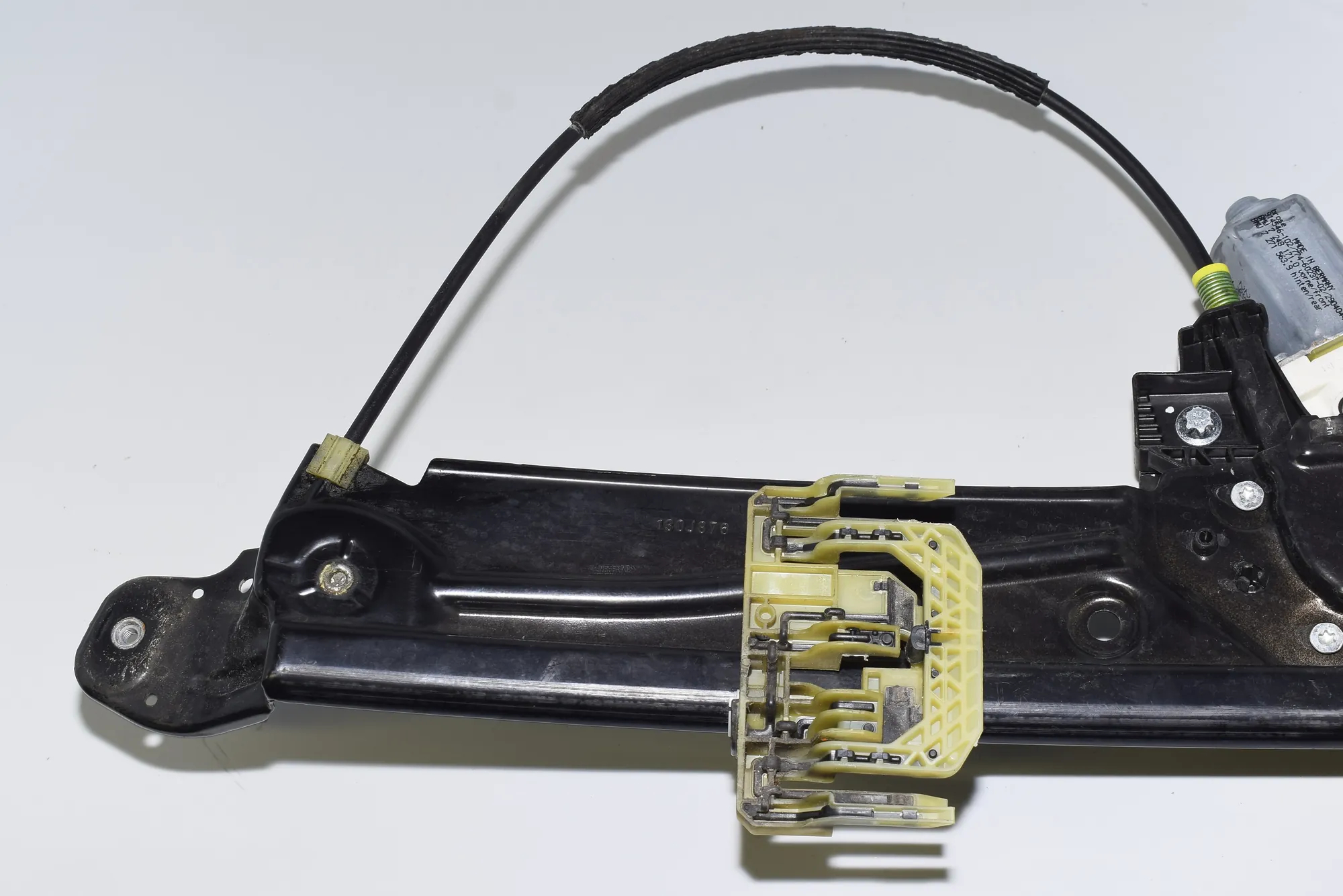 Front Left Door Window Regulator – OEM 7182131 · BMW 5 (F10) 520 d 2010 – 4