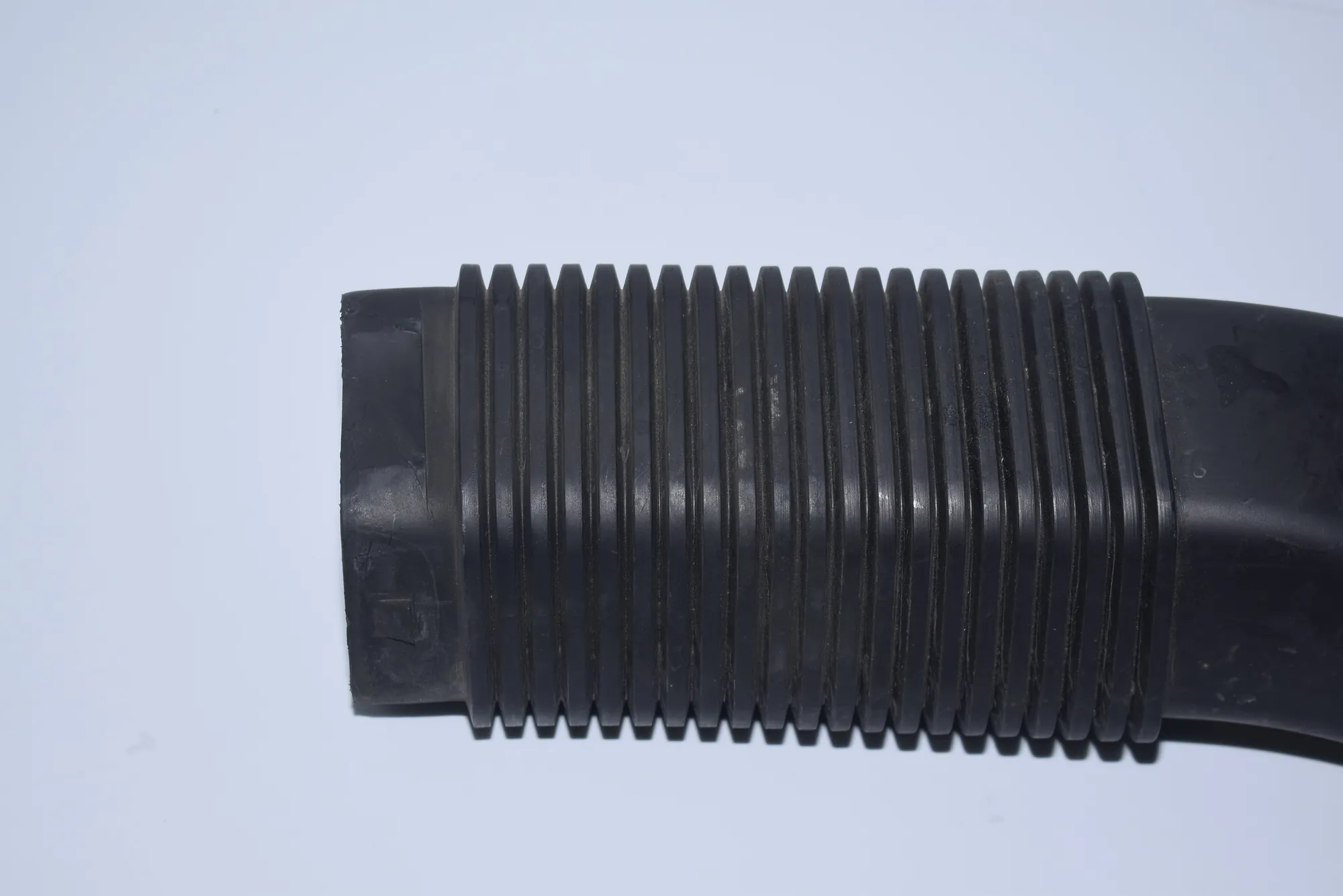 Other Engine Compartment Parts – OEM 7811597 · BMW 5 (F10) 520 d 2010 – 3