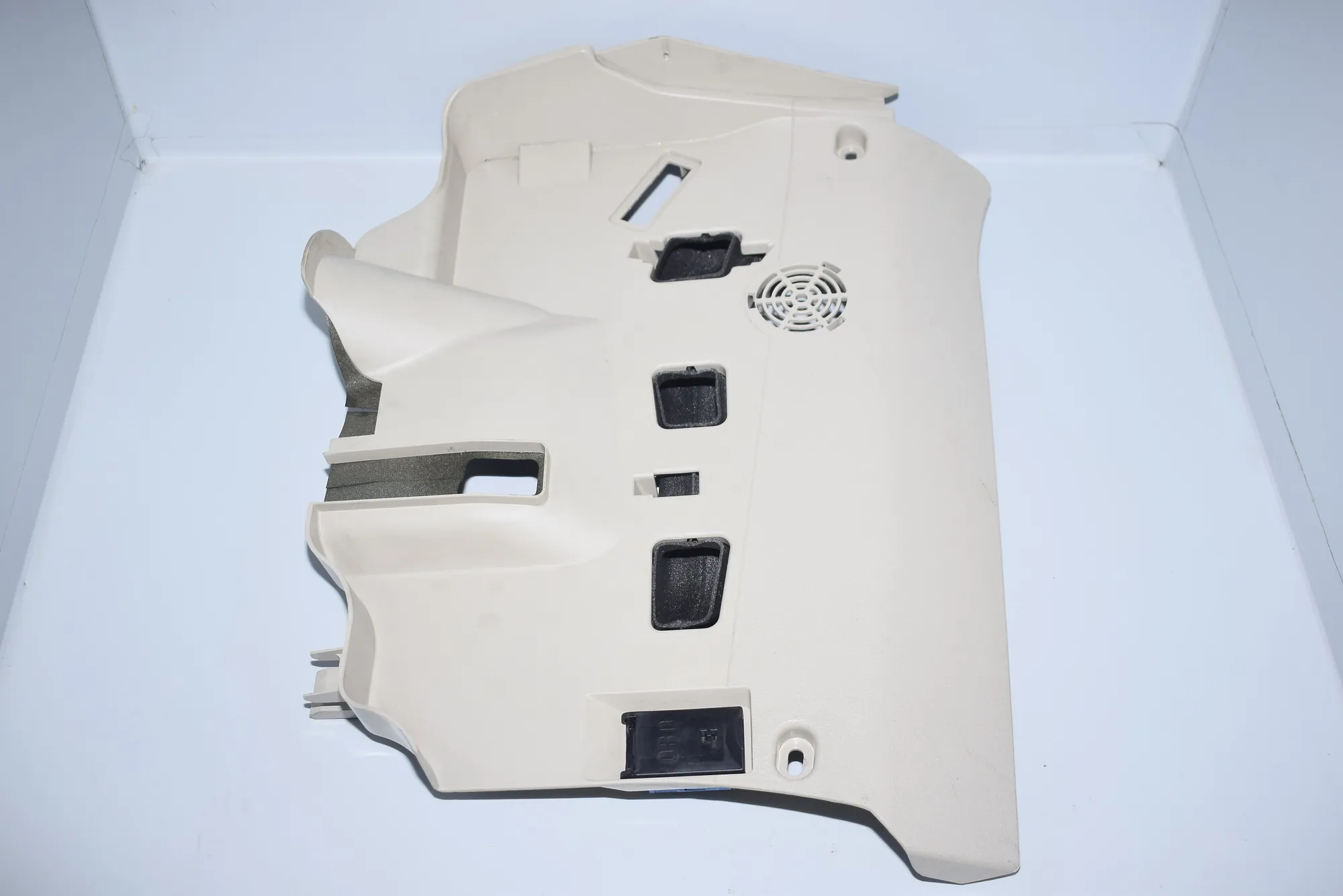Other Interior Parts – OEM 9193009 · BMW 5 (F10) 520 d 2010 – 2