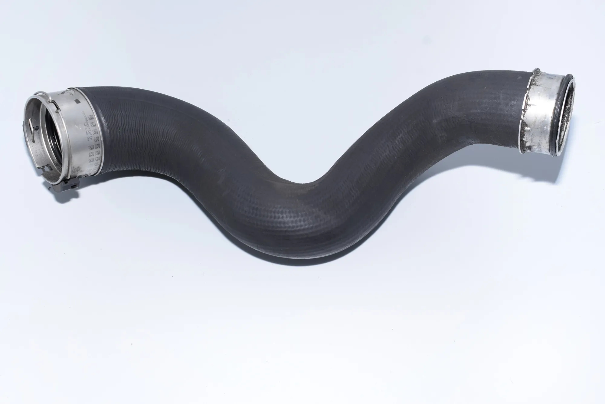 Left Side Intercooler Hose – OEM 4737924 · BMW 3 Coupe (E92) 320 d 2010
