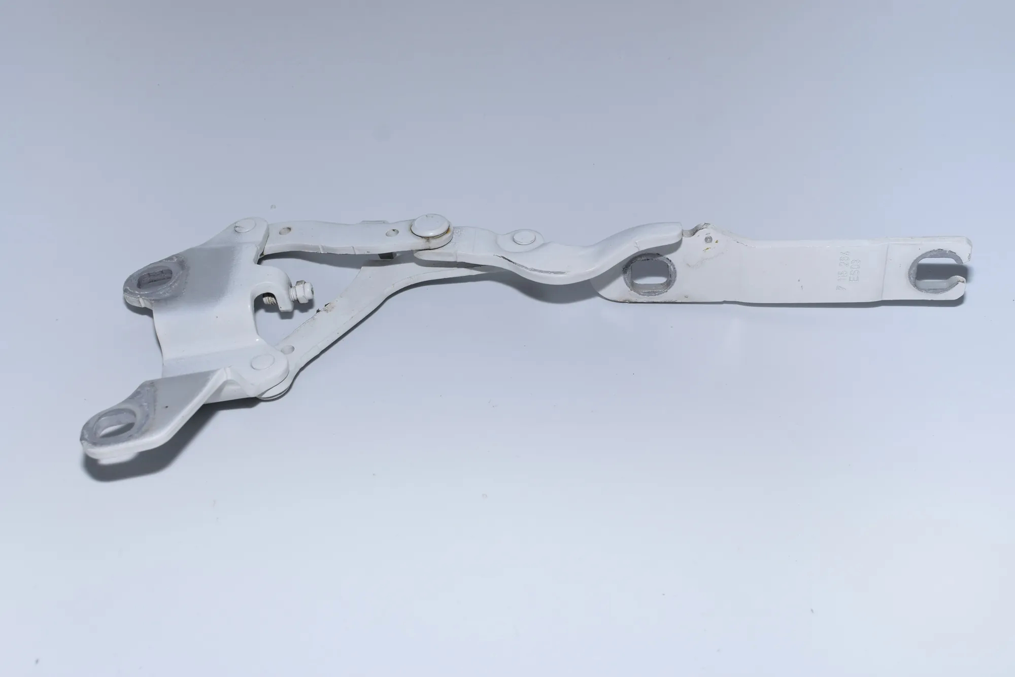 Front Right Bonnet Hinge – OEM 7115264 · BMW 3 Coupe (E92) 320 d 2010 – 3