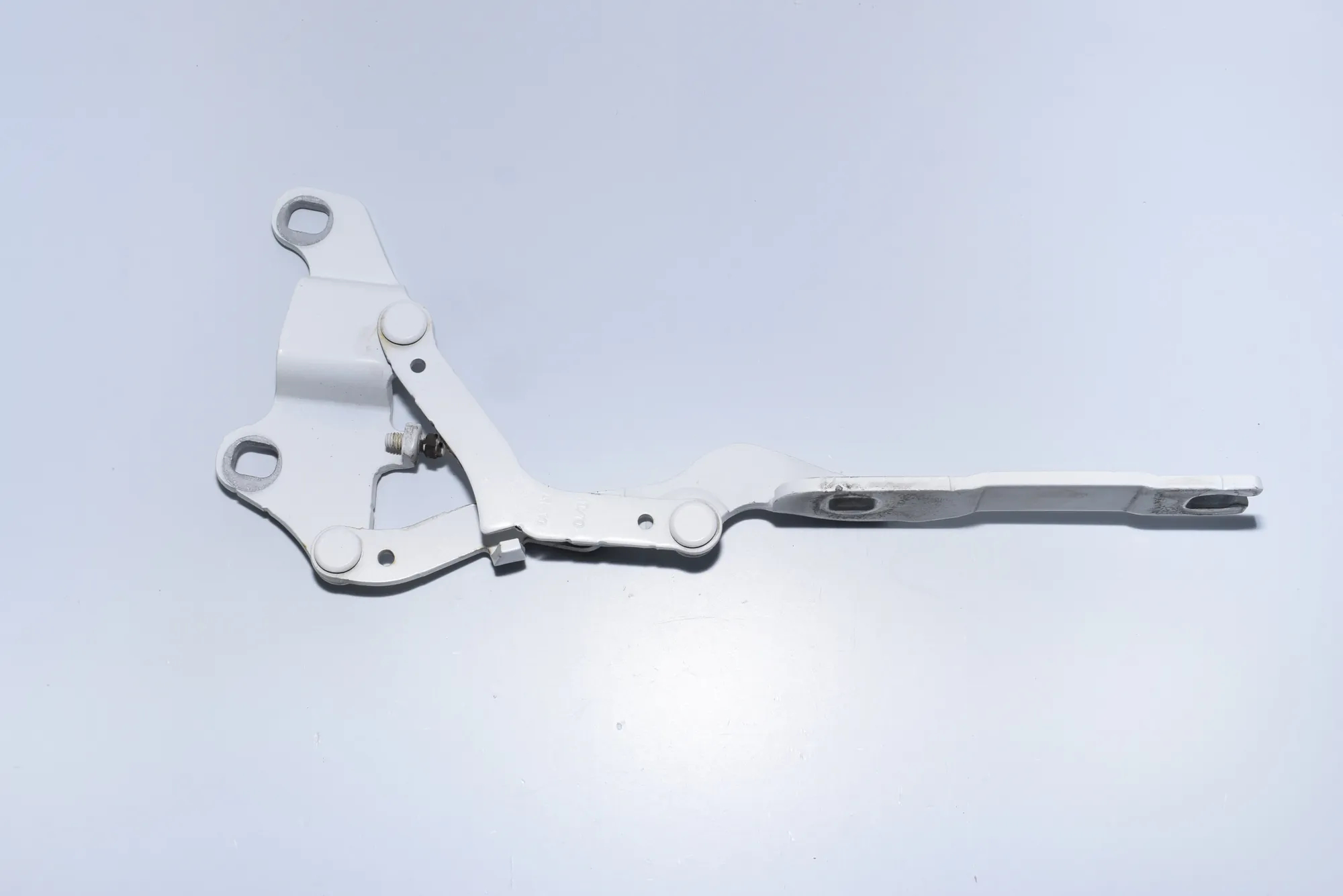 Front Right Bonnet Hinge – OEM 7115264 · BMW 3 Coupe (E92) 320 d 2010 – 2