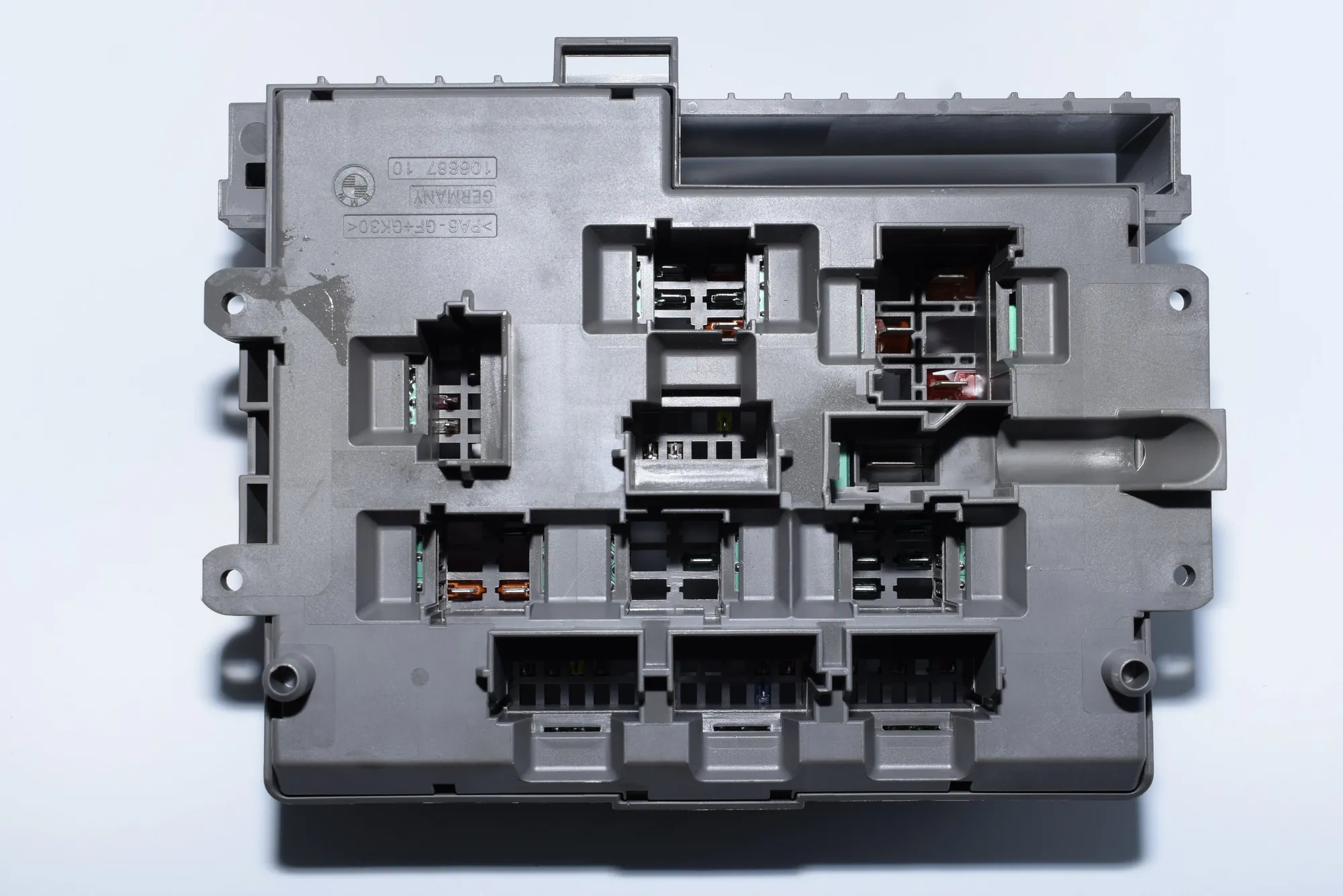 Fuse Box – OEM 9119446 · BMW 3 Coupe (E92) 320 d 2010 – 7