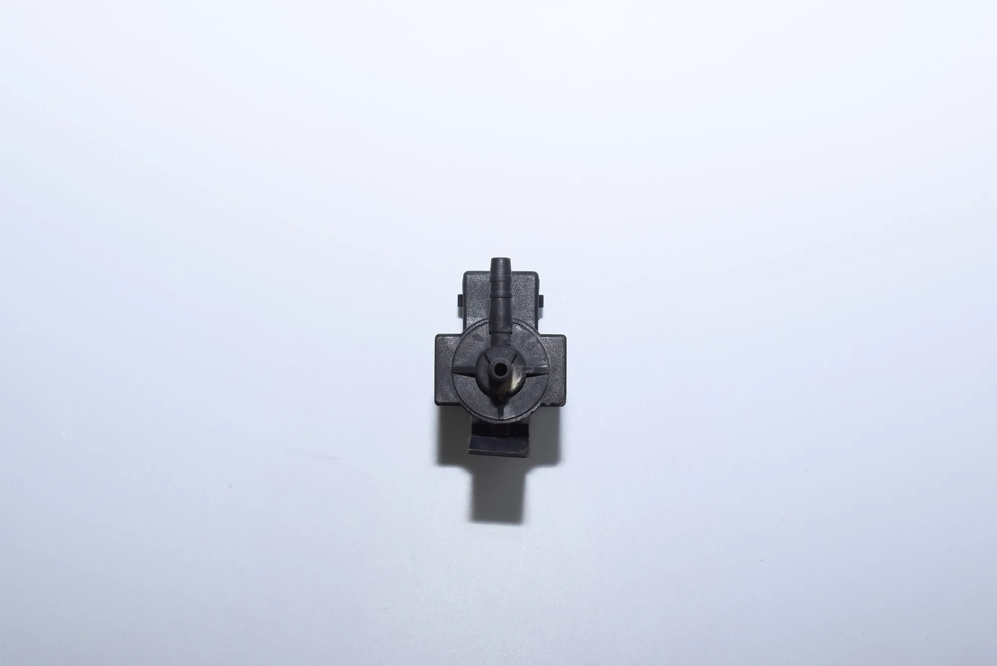 Solenoid Valve – OEM 1742712 · BMW 5 (E39) 530 d 2001 – 3