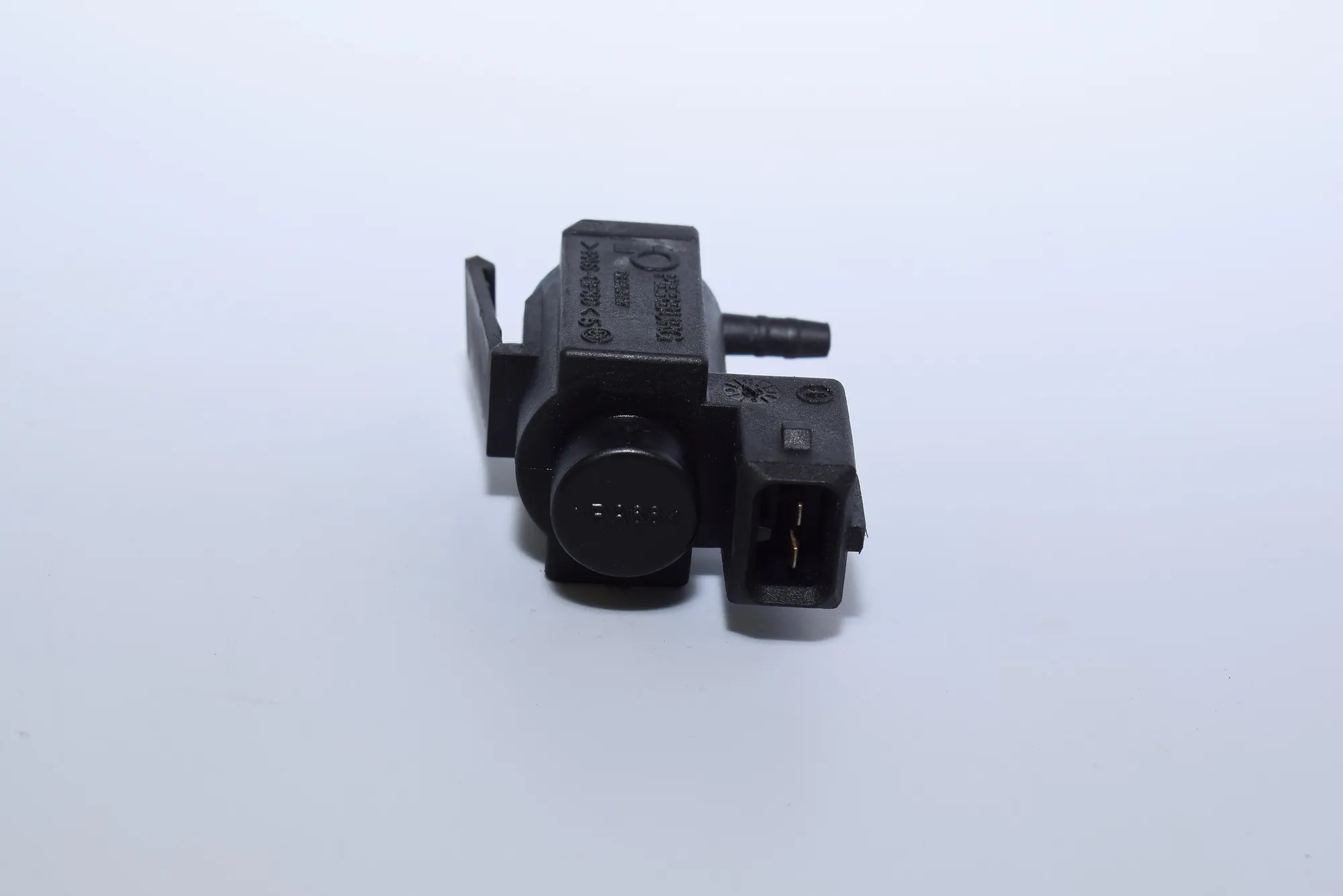 Solenoid Valve – OEM 1742712 · BMW 5 (E39) 530 d 2001 – 4