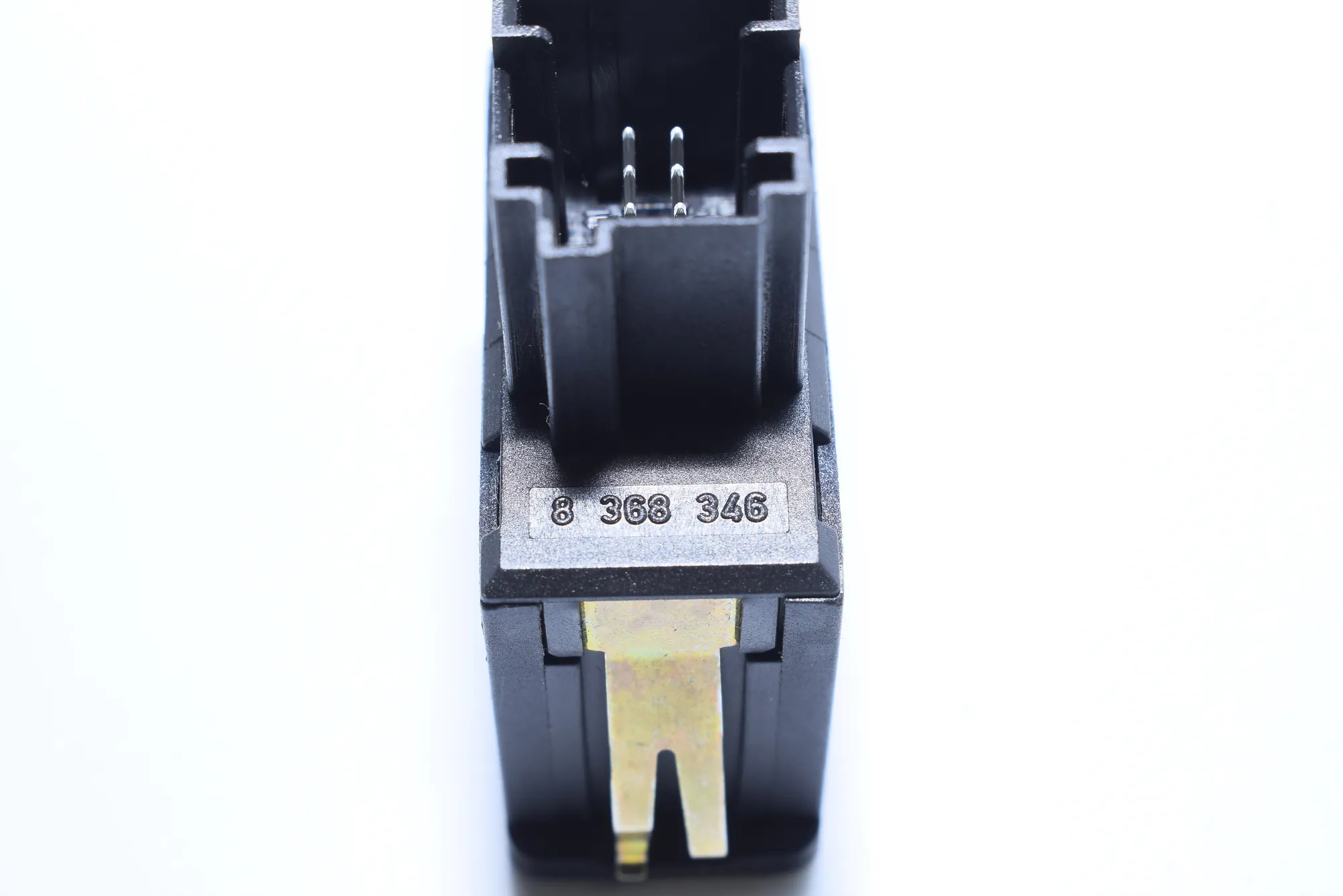 USB/AUX-In Socket Port – OEM 8368346 · BMW X5 (E53) 3.0 i 2003 – 6