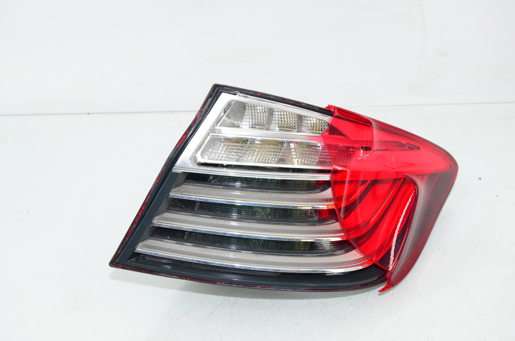 Rear Right Tail Light – OEM 7306162 · BMW 5 (F10) 530 d 2014