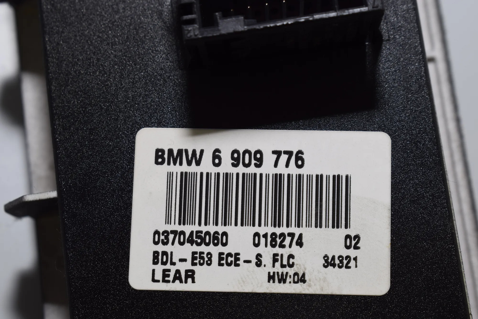 Headlight Switch Control Unit – OEM 6909776 · BMW X5 (E53) 3.0 i 2003 – 6