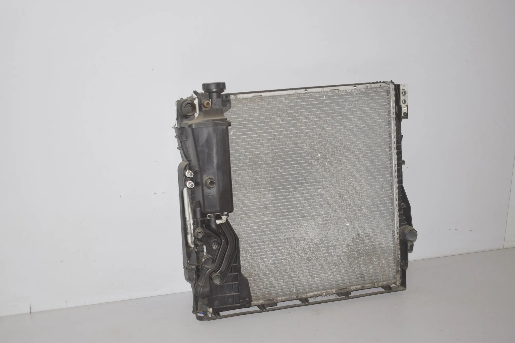 Radiator Pack Set – OEM 1439099 · BMW X5 (E53) 3.0 i 2003 – 2