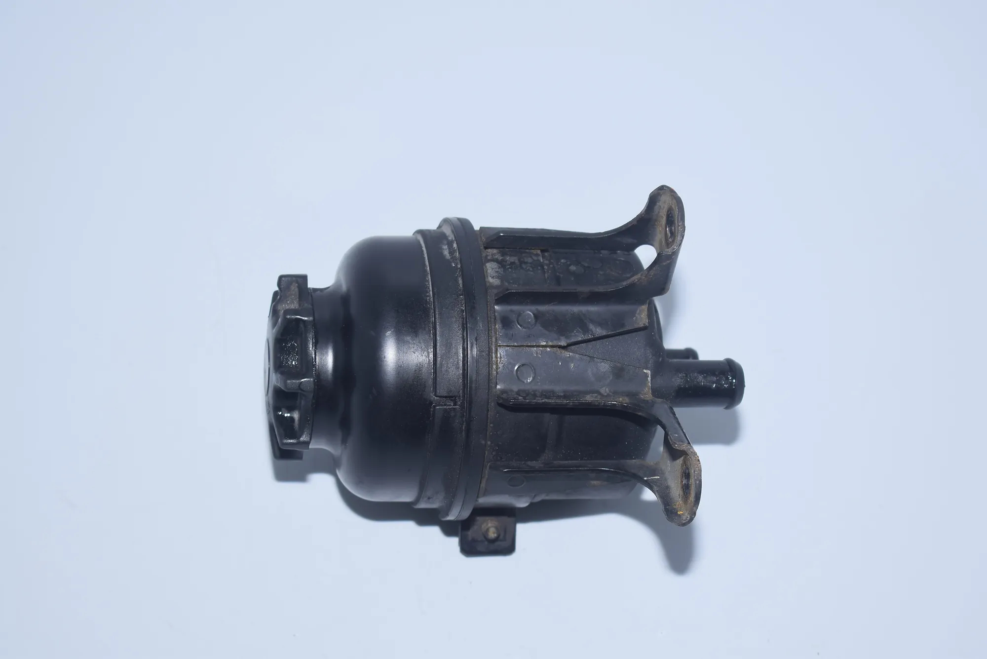 Power Steering Pump Tank – OEM 1097164 · BMW X5 (E53) 3.0 i 2003 – 3
