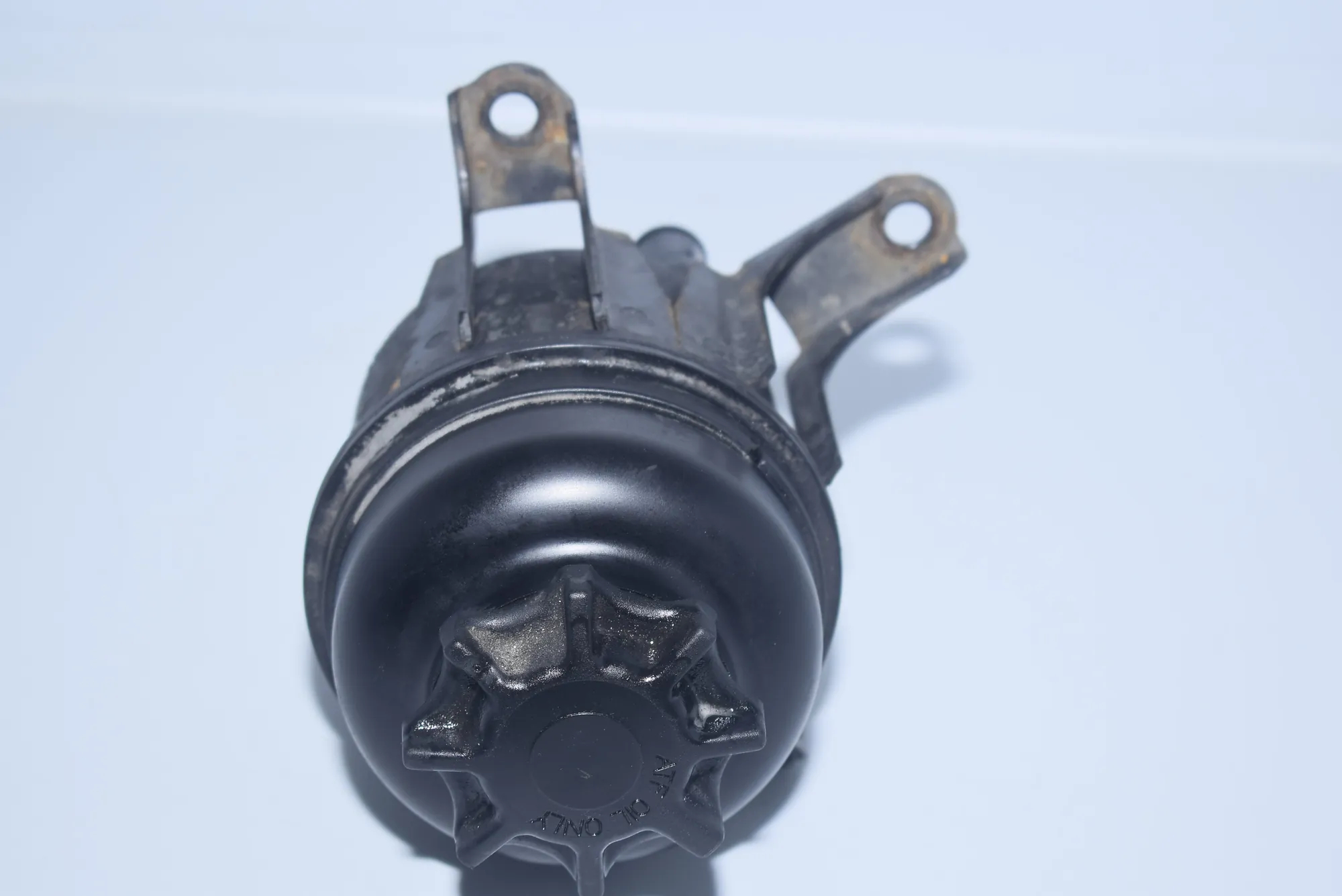 Power Steering Pump Tank – OEM 1097164 · BMW X5 (E53) 3.0 i 2003 – 4