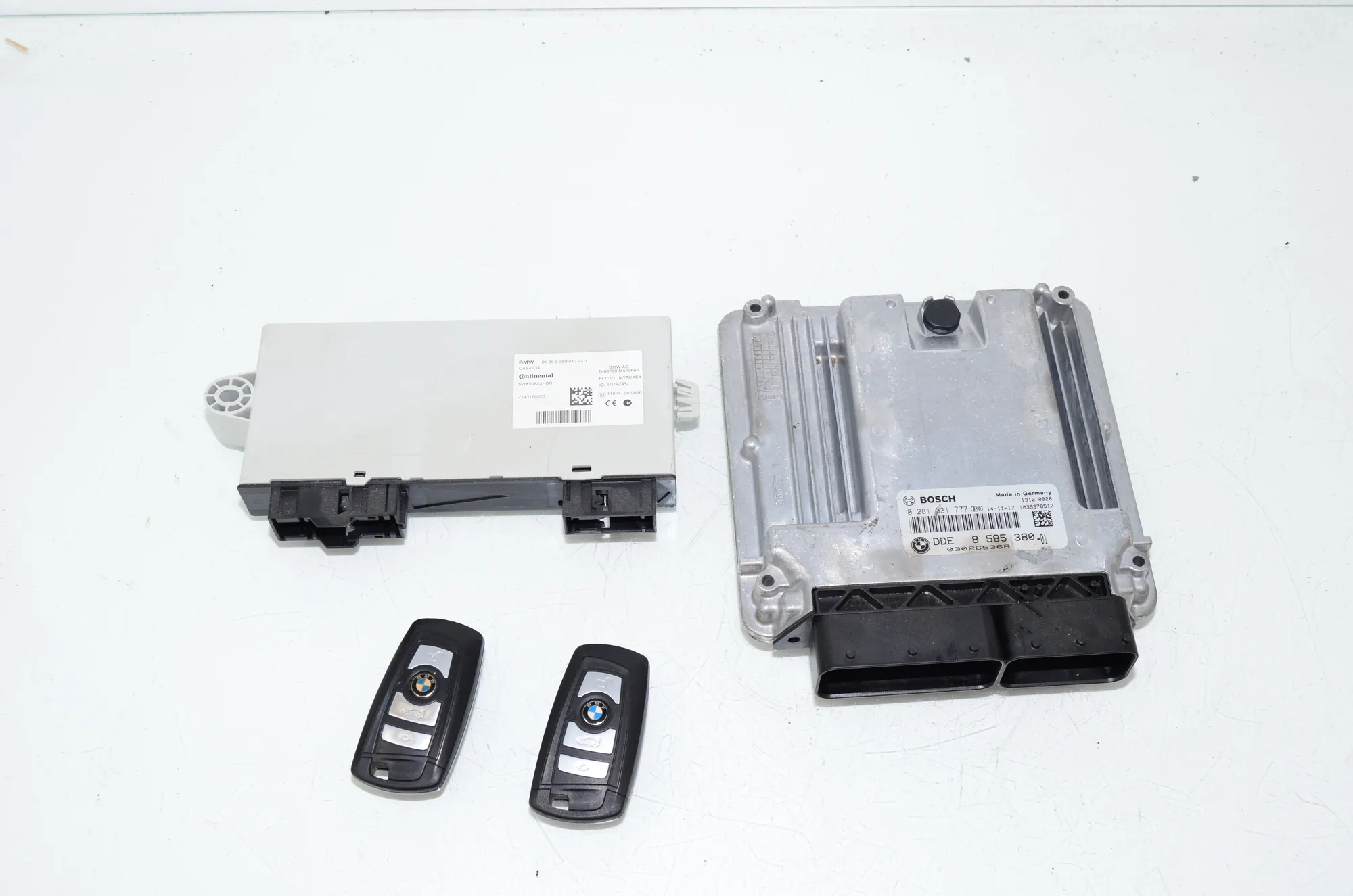 Engine Ignition ECU Set – OEM 8585380 · BMW 5 (F10) 530 d 2014