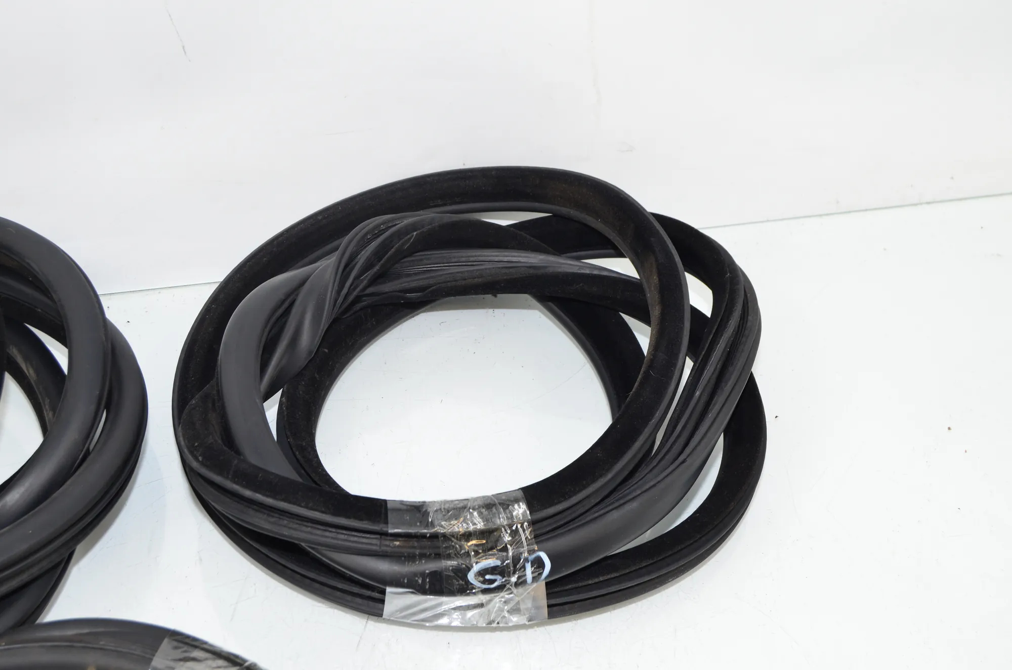 Rear Right Door Seal Rubber – OEM 7182287 · BMW 5 (F10) 530 d 2014 – 3