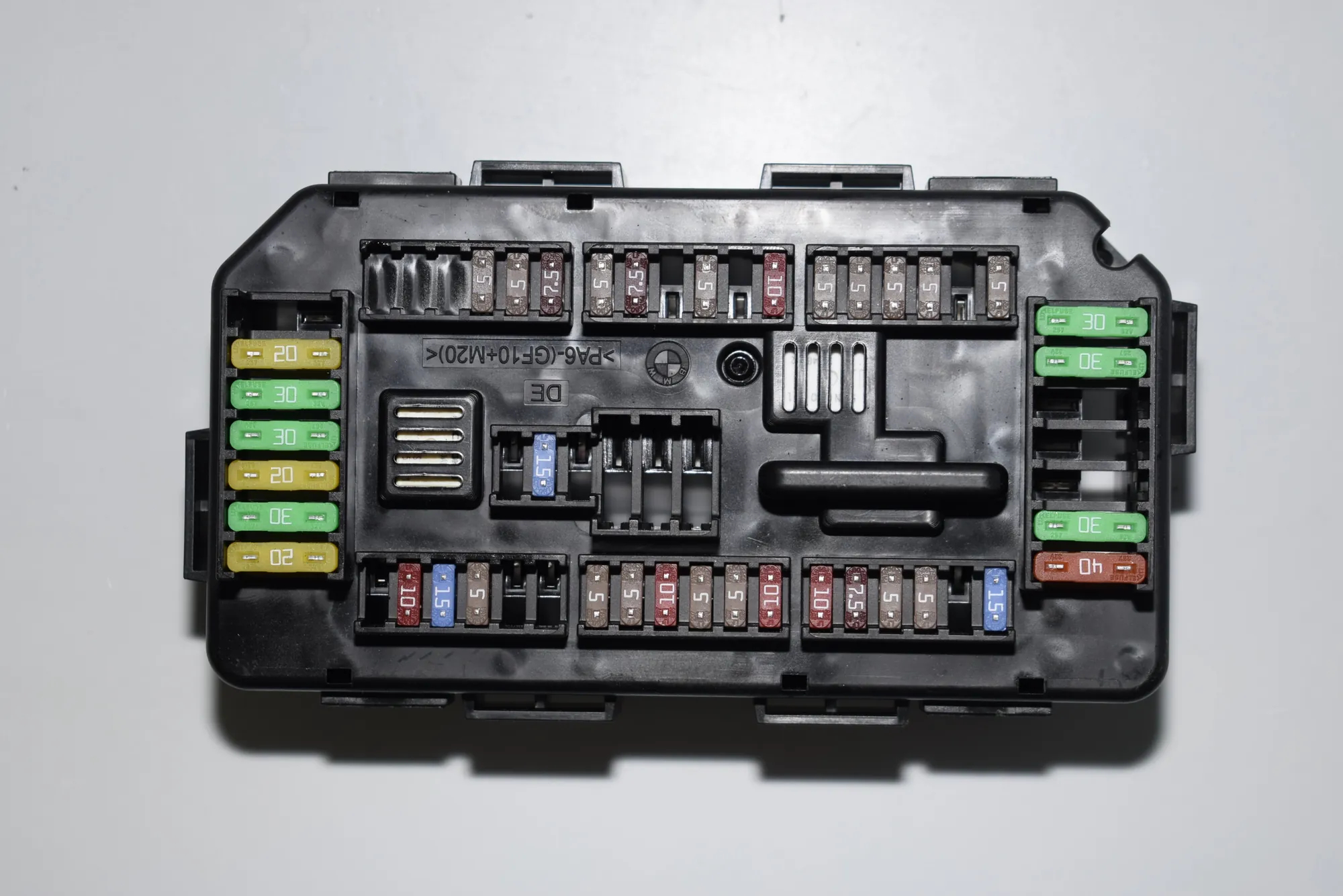 Fuse Box – OEM 9389068 · BMW 4 Gran Coupe (F36) 430 d 2017