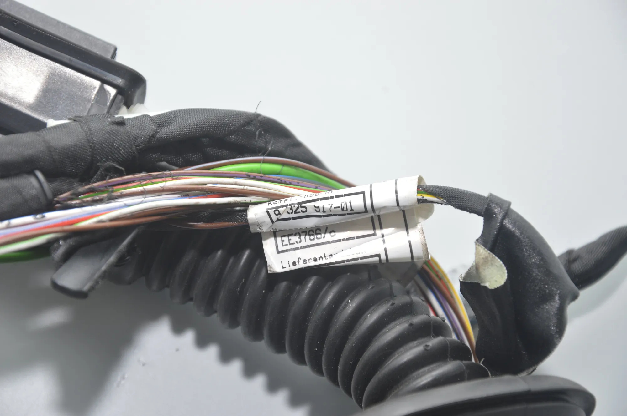 Rear Right Door Wiring – OEM 9325917 · BMW 4 Gran Coupe (F36) 430 d 2017 – 4