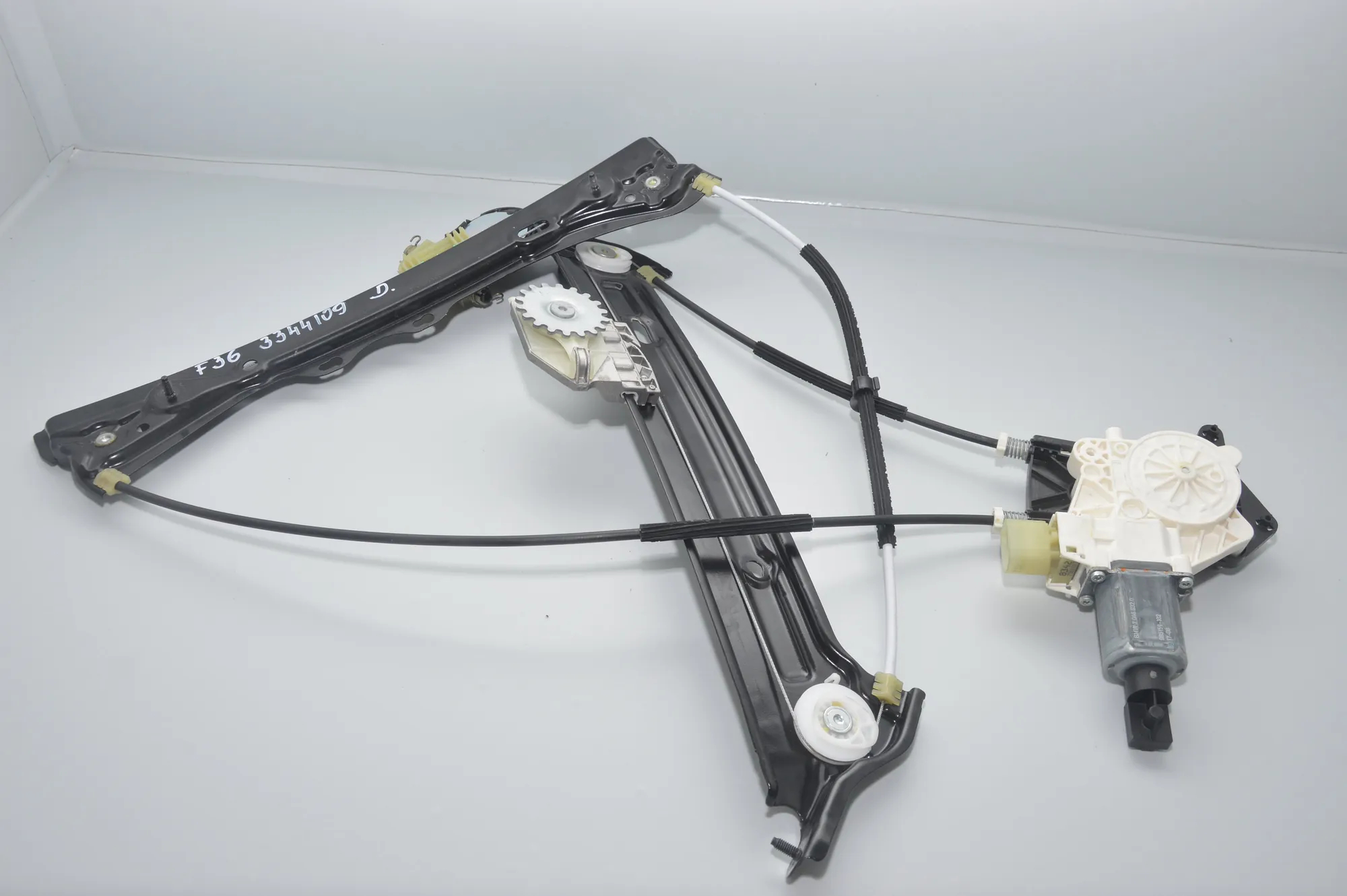 Front Right Door Window Regulator – OEM 7326328 · BMW 4 Gran Coupe (F36) 430 d 2017