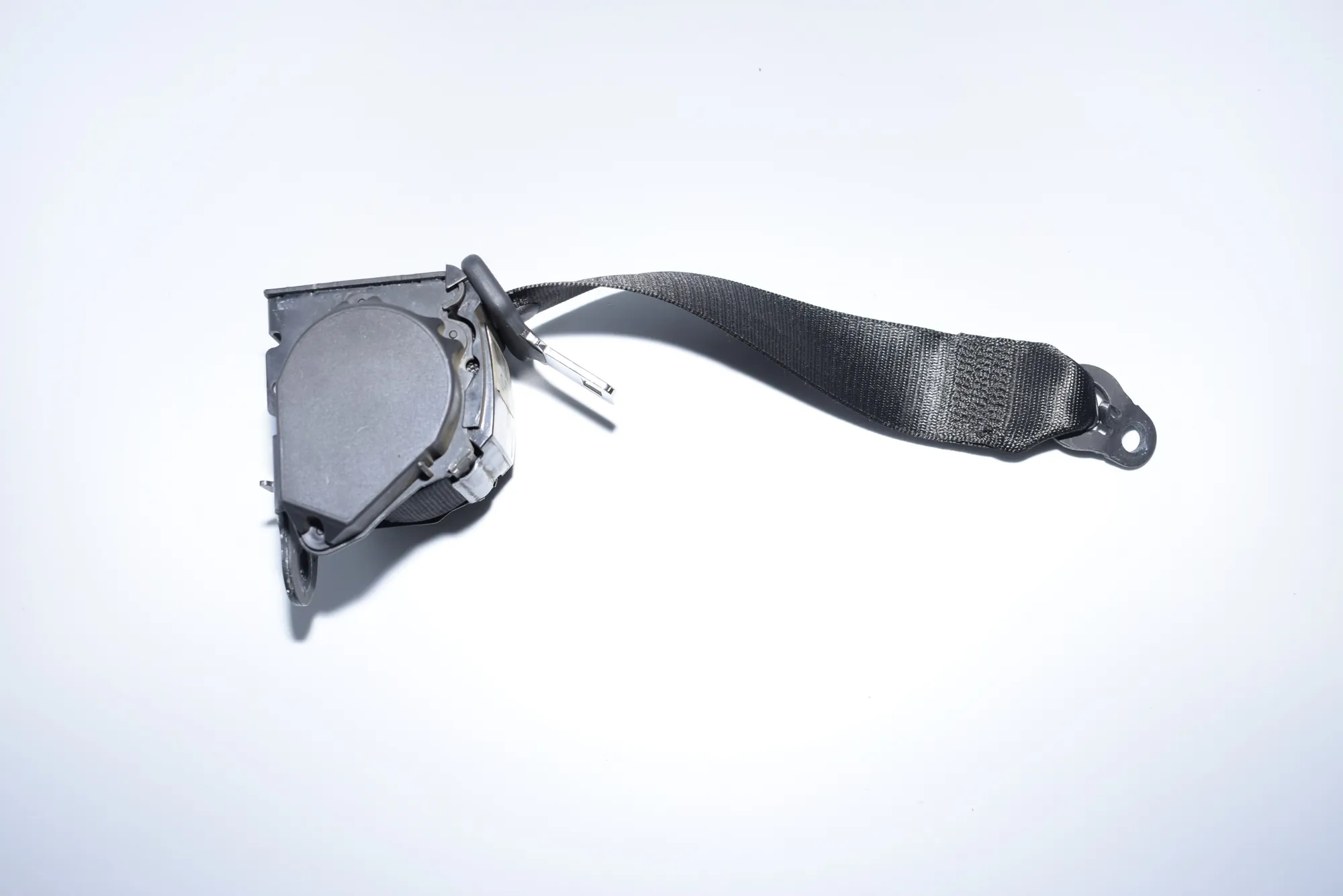Rear Left Seatbelt – OEM 7243309 · BMW 4 Gran Coupe (F36) BMW 4 Gran Coupe (F36) 2014 – 4