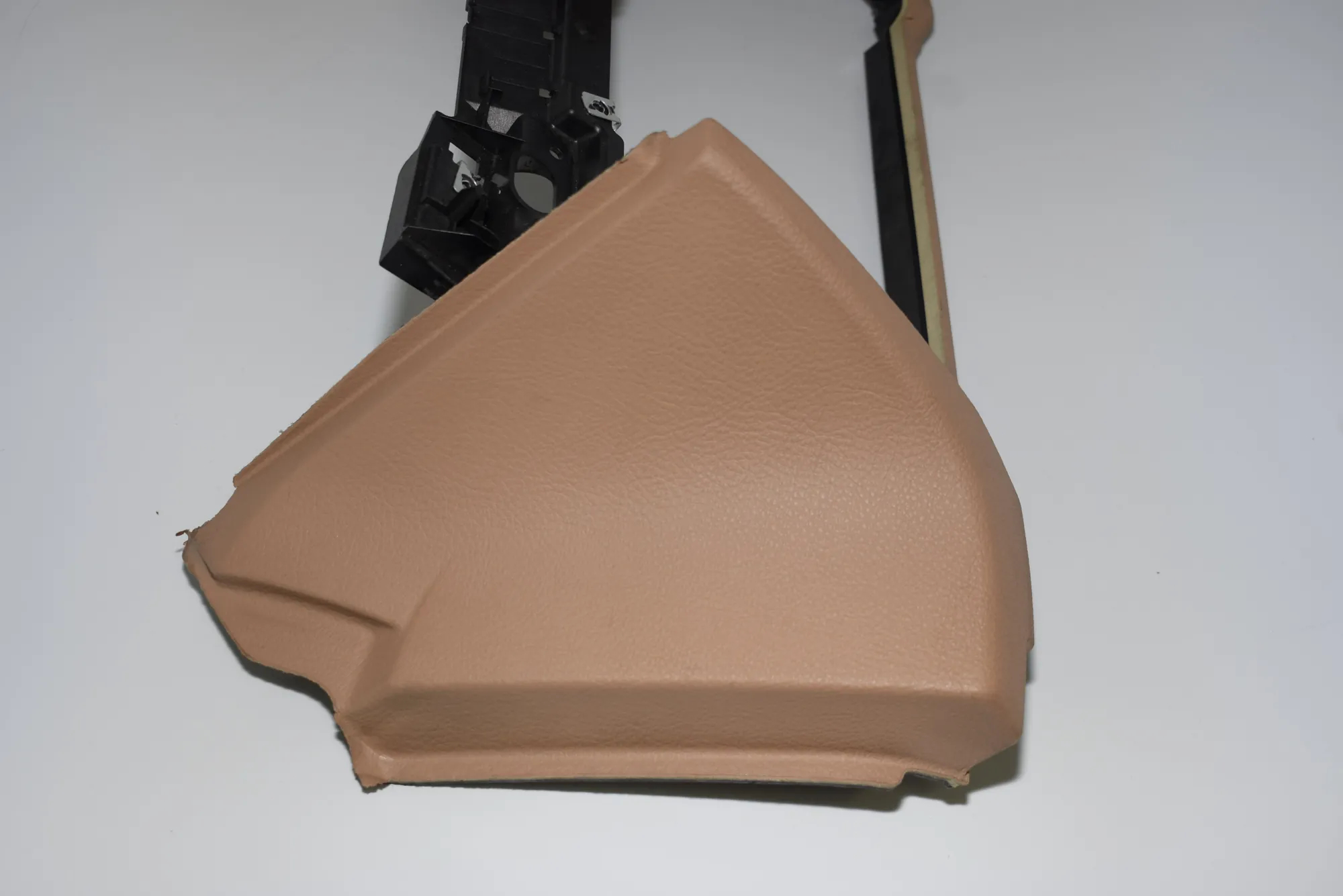 Other Interior Parts – OEM 9123812 · BMW 7 (F01, F02) BMW 7 (F01, F02) 2009 – 5