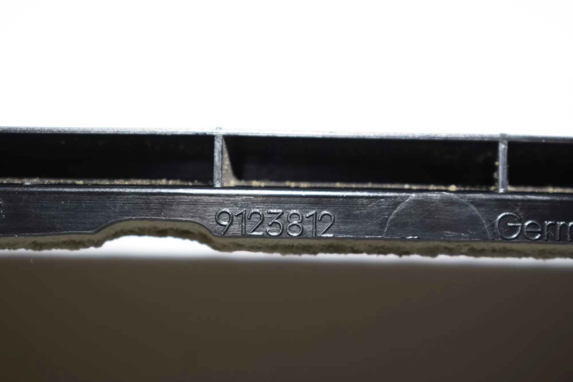 Other Interior Parts – OEM 9123812 · BMW 7 (F01, F02) BMW 7 (F01, F02) 2009 – 6