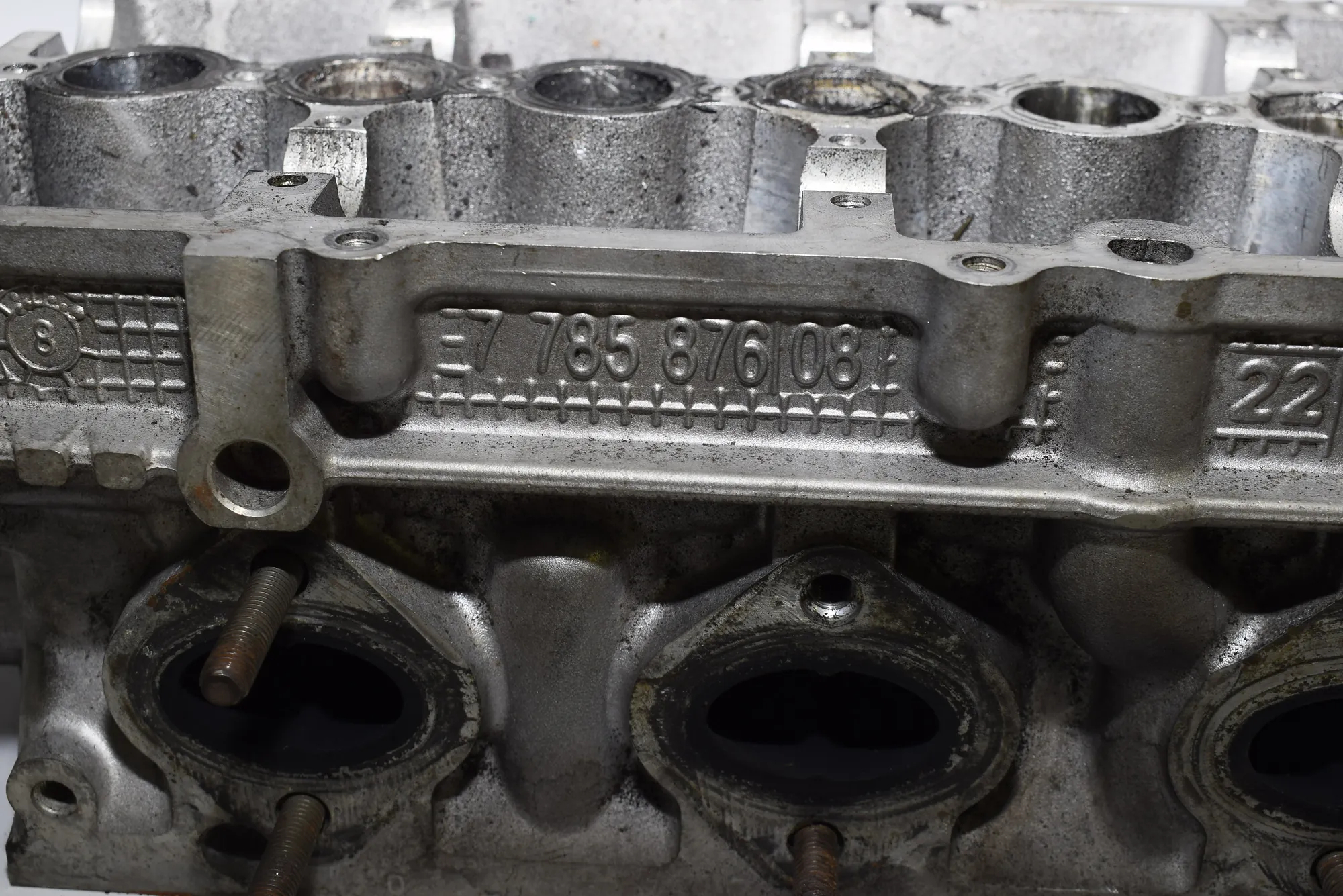 Engine Cylinder Head – OEM 7785876 · BMW 3 (E90) BMW 3 (E90) 320 d 2005 – 2