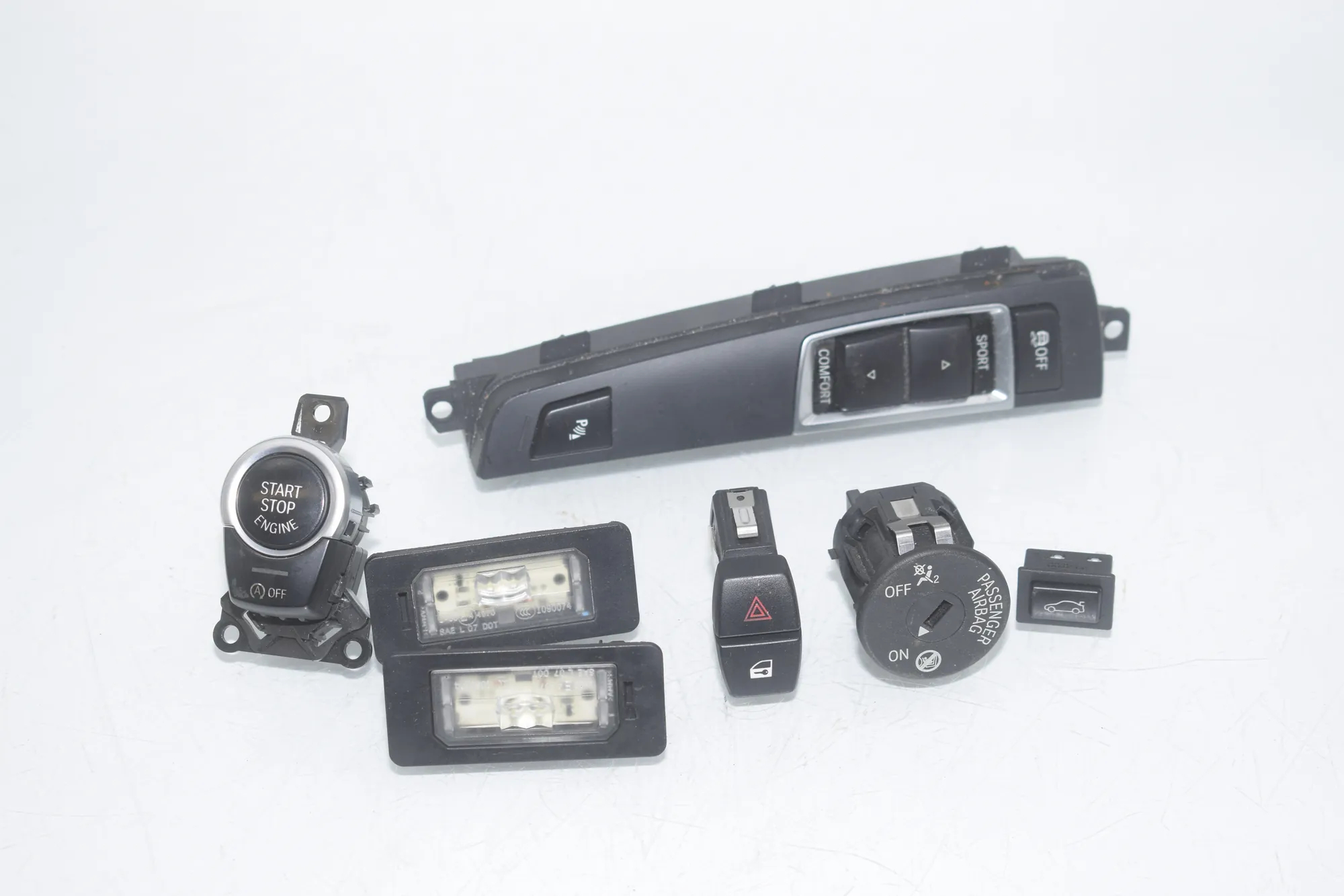Switches – OEM 9202945 · BMW 5 (F10) 530 d 2014