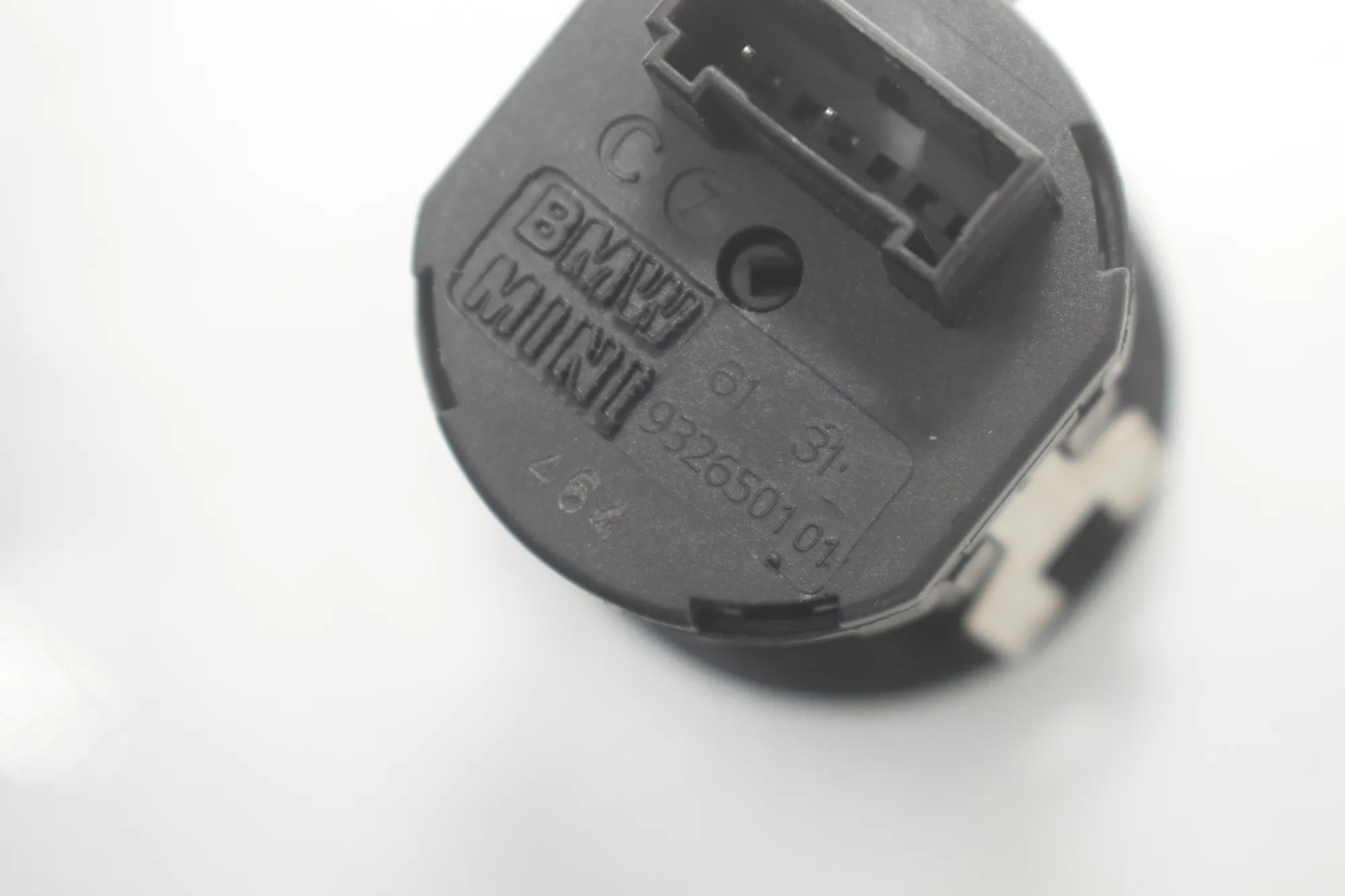 Switches – OEM 9202945 · BMW 5 (F10) 530 d 2014 – 9