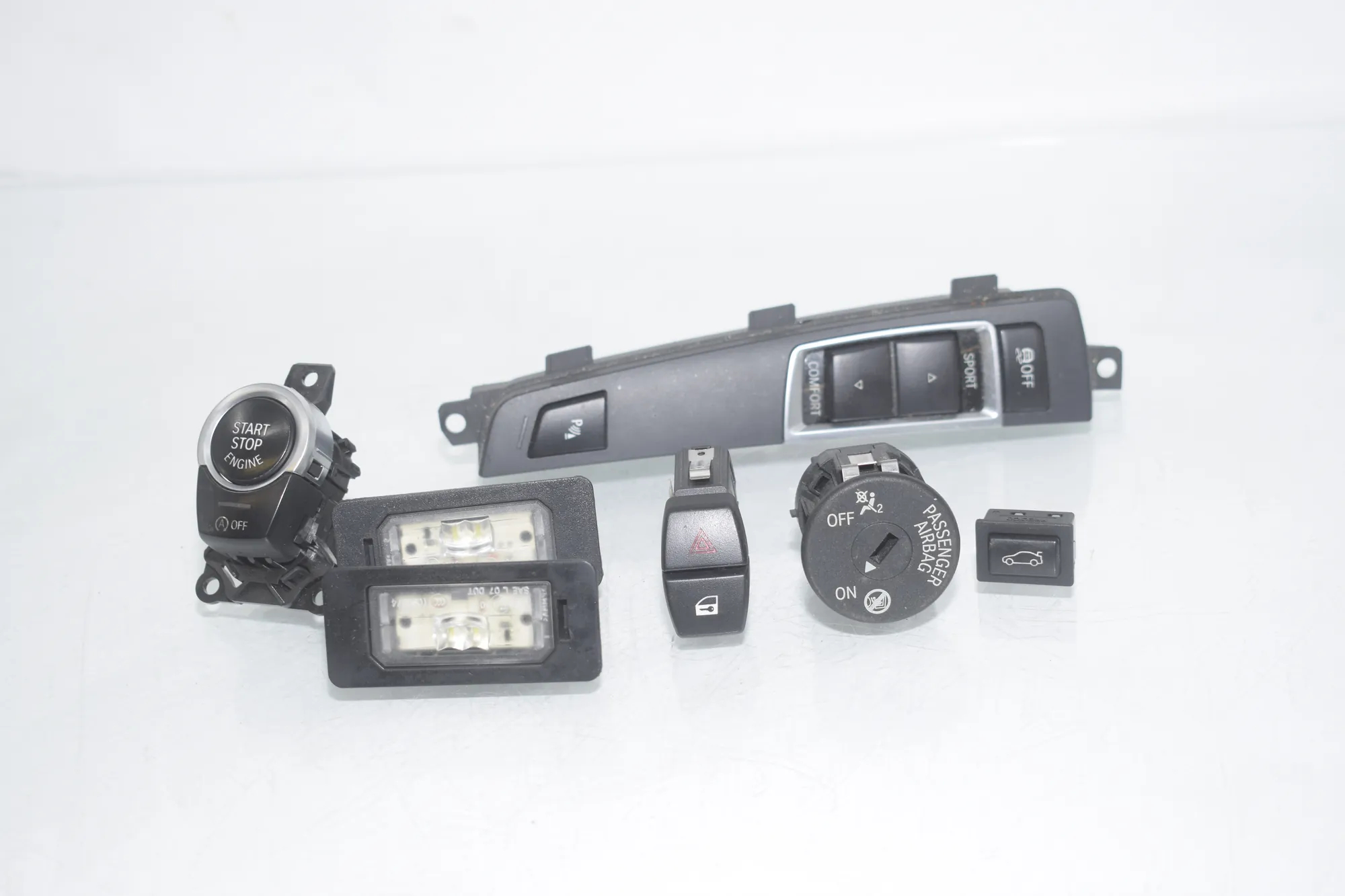 Switches – OEM 9202945 · BMW 5 (F10) 530 d 2014 – 2