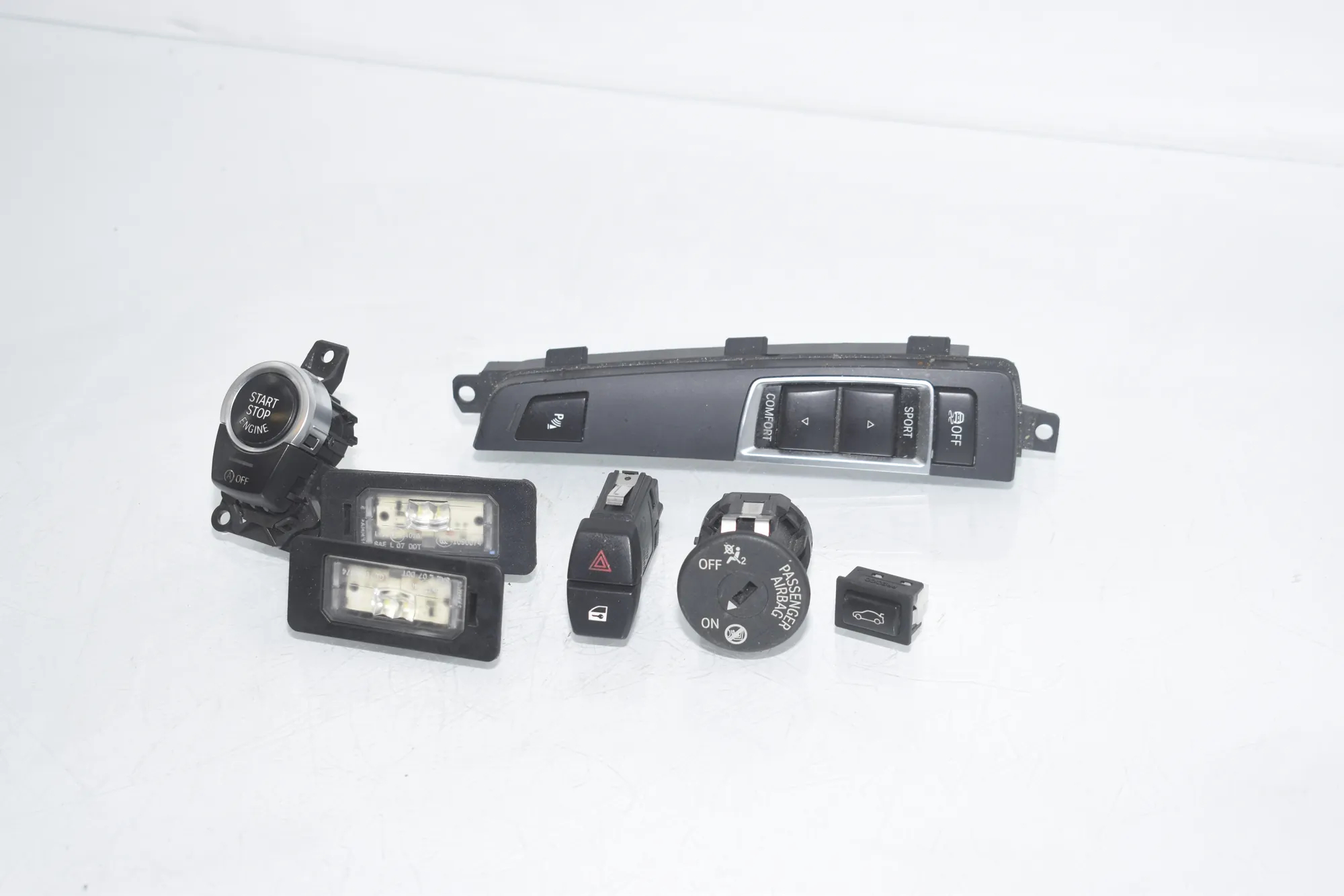 Switches – OEM 9202945 · BMW 5 (F10) 530 d 2014 – 4