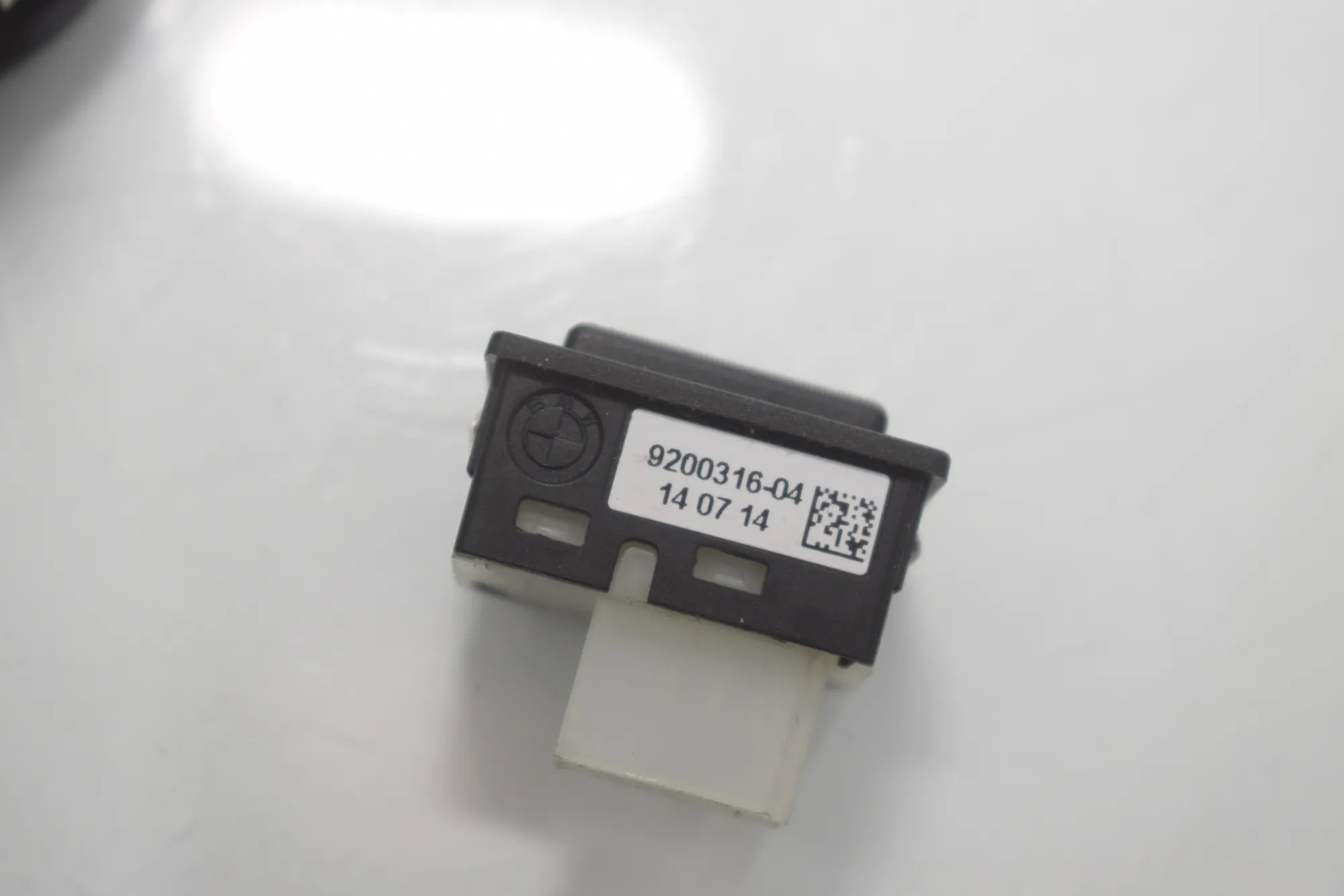 Switches – OEM 9202945 · BMW 5 (F10) 530 d 2014 – 10