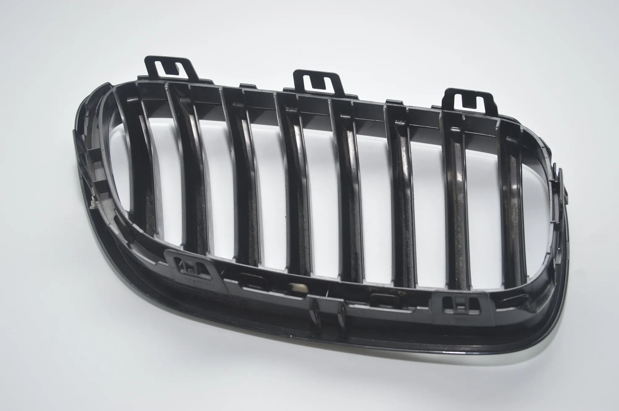 Front Left Grill – OEM 7295521 · BMW 2 Coupe (F22, F87) BMW 2 Coupe (F22, F87) M 235 i 2014 – 7